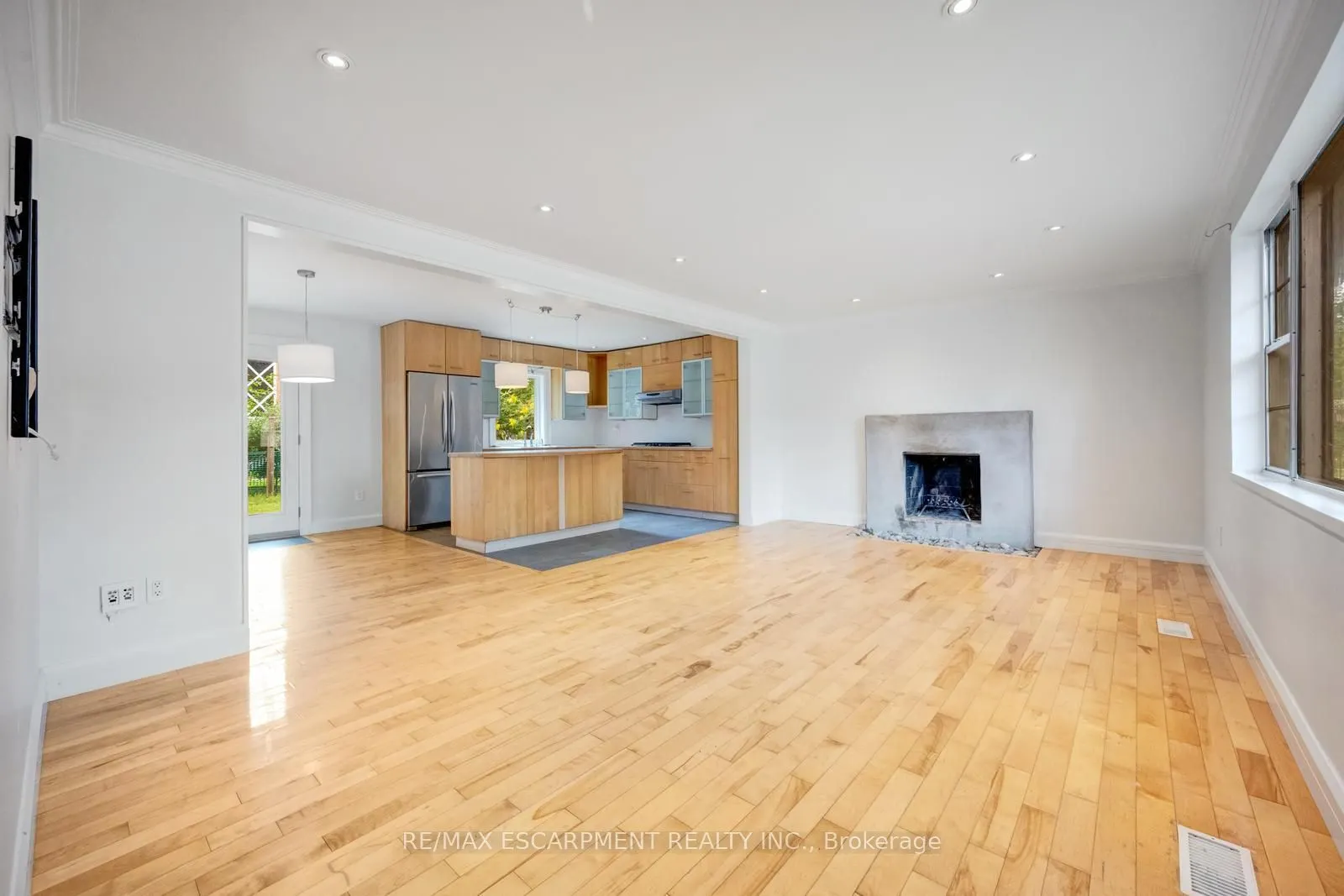 7 Washington Avenue