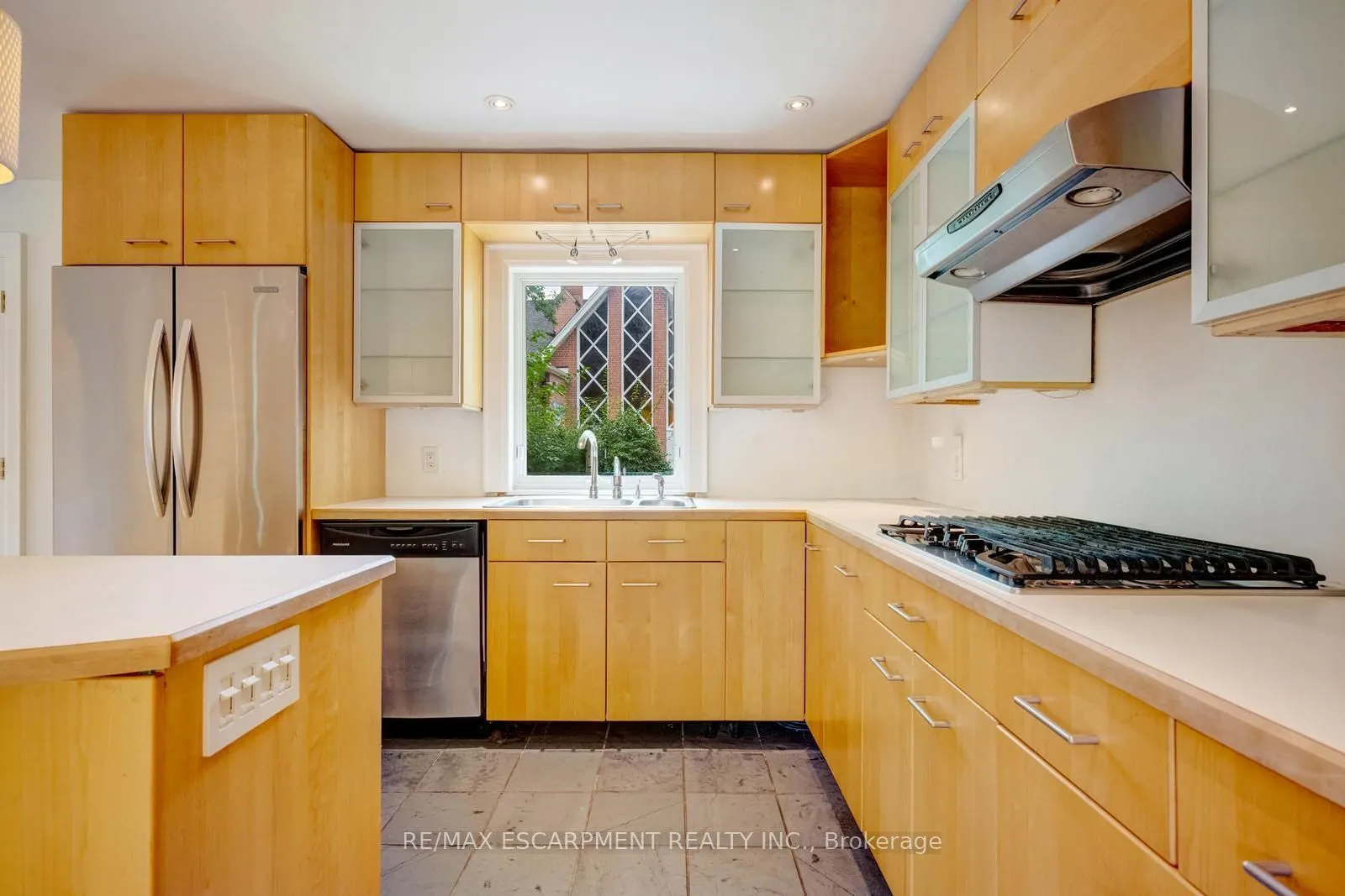 7 Washington Avenue