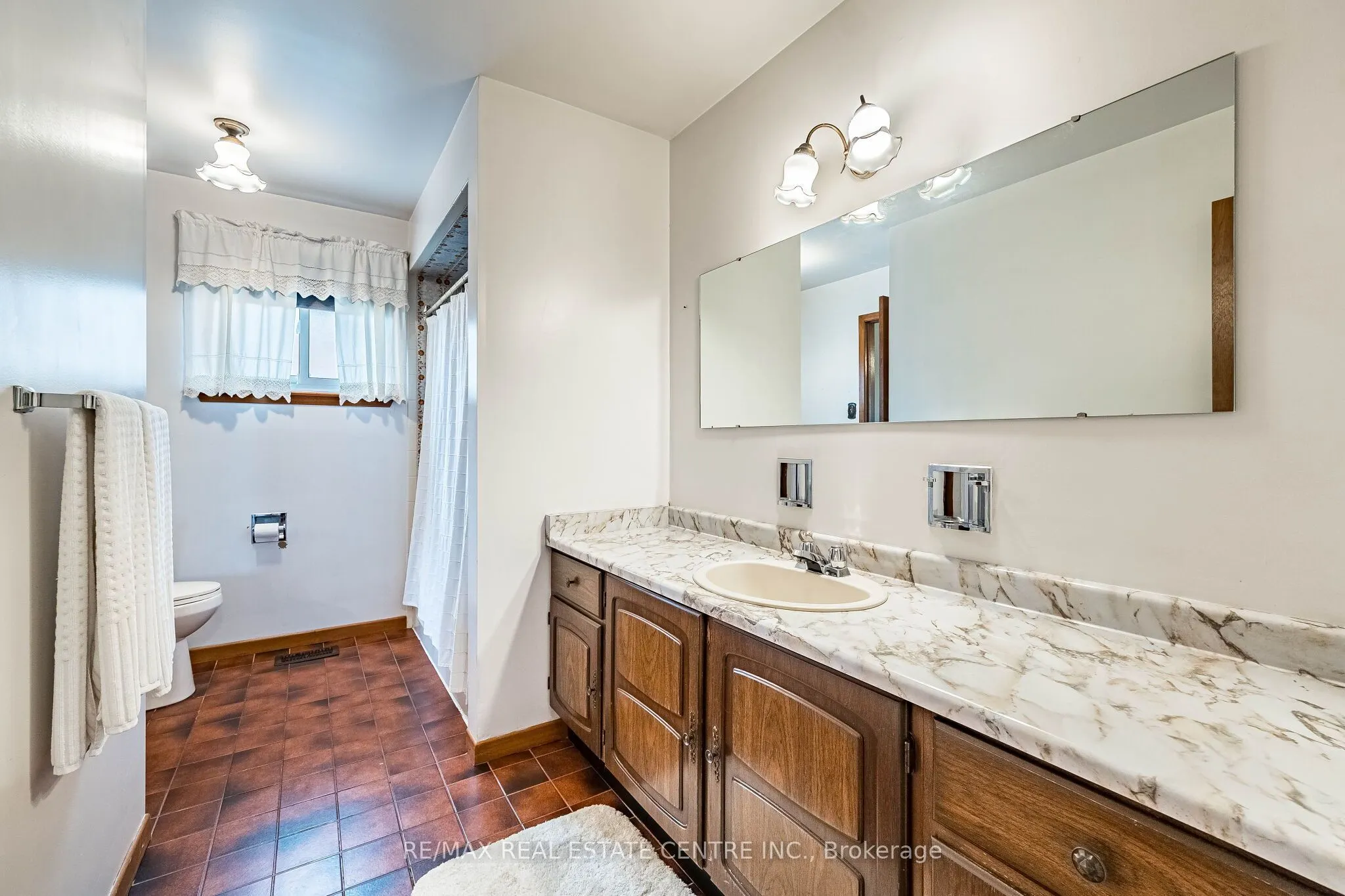 86 Jade Crescent