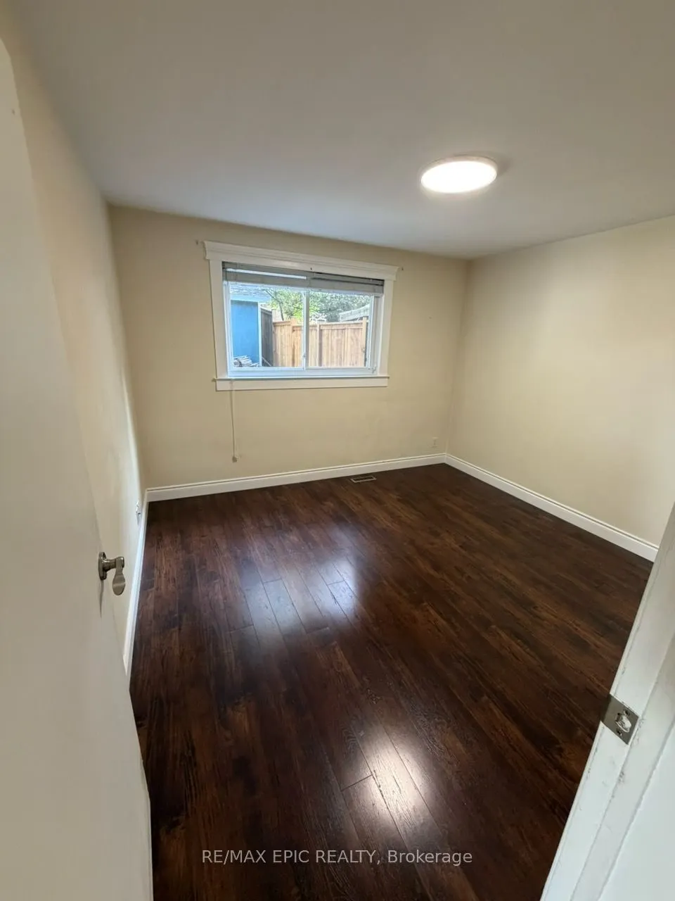 3389 Kelowna Court