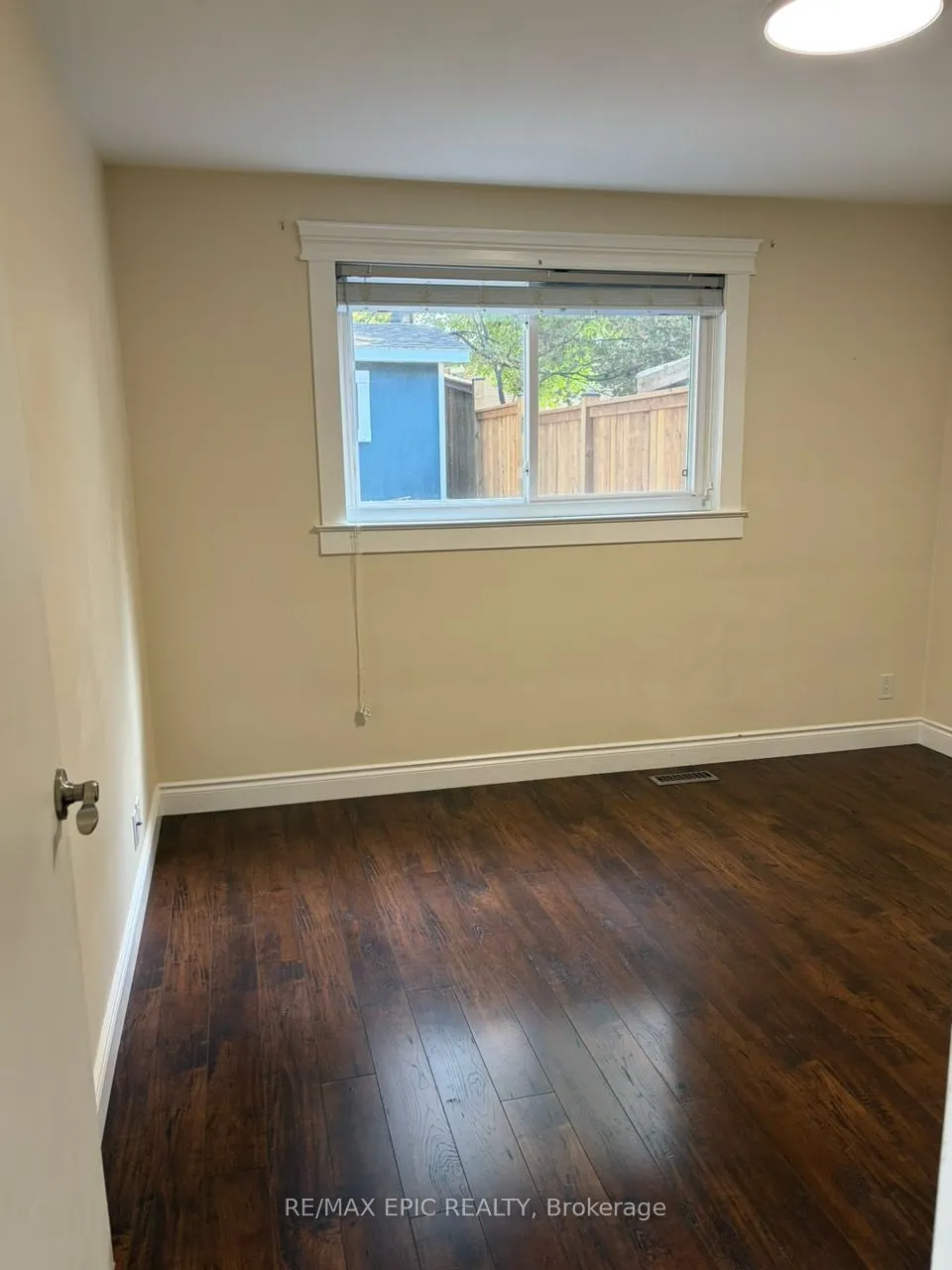 3389 Kelowna Court
