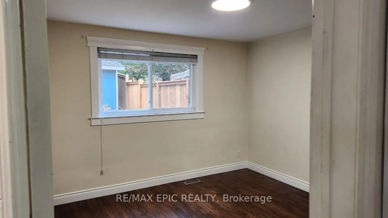 3389 Kelowna Court