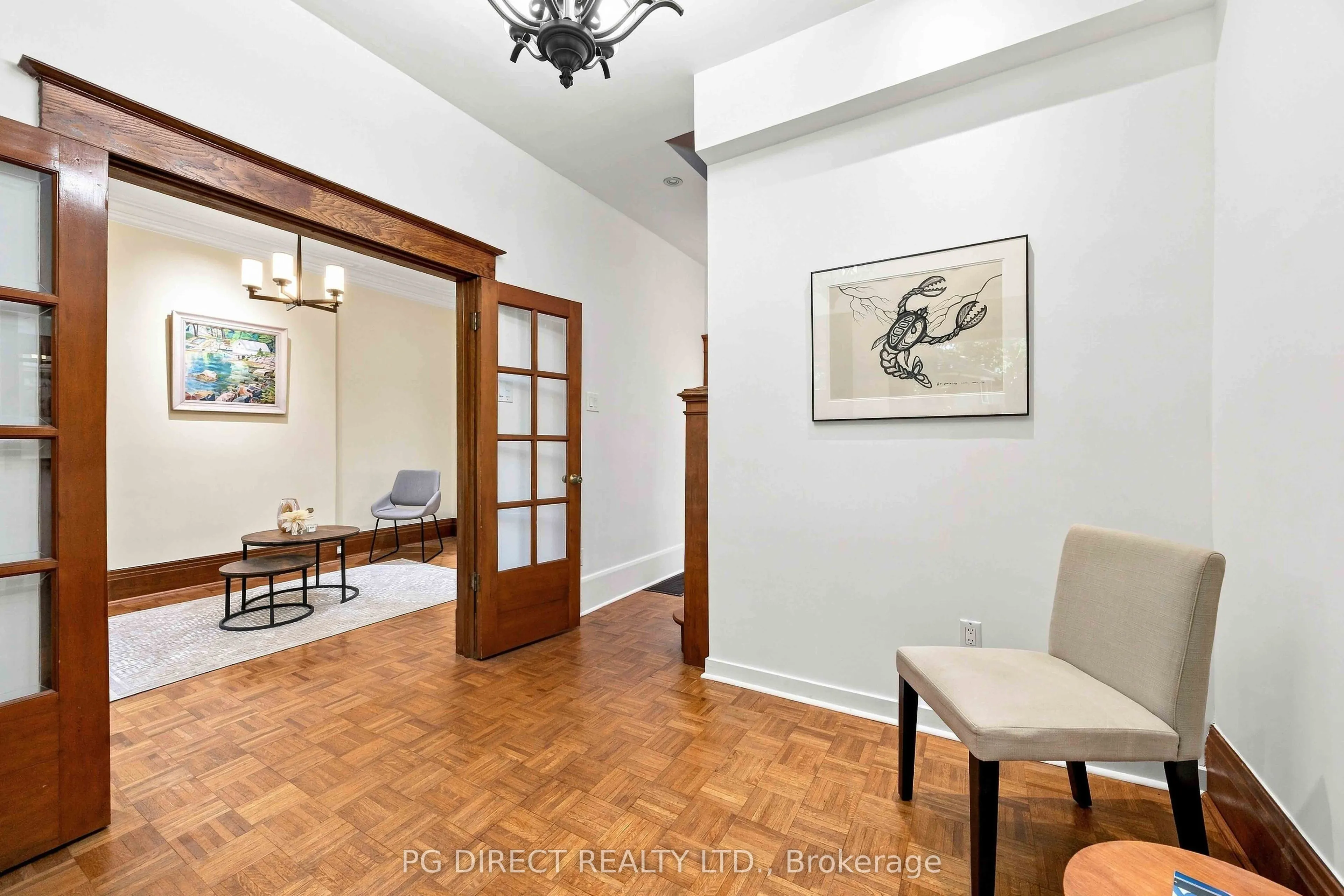 13 Evelyn Crescent