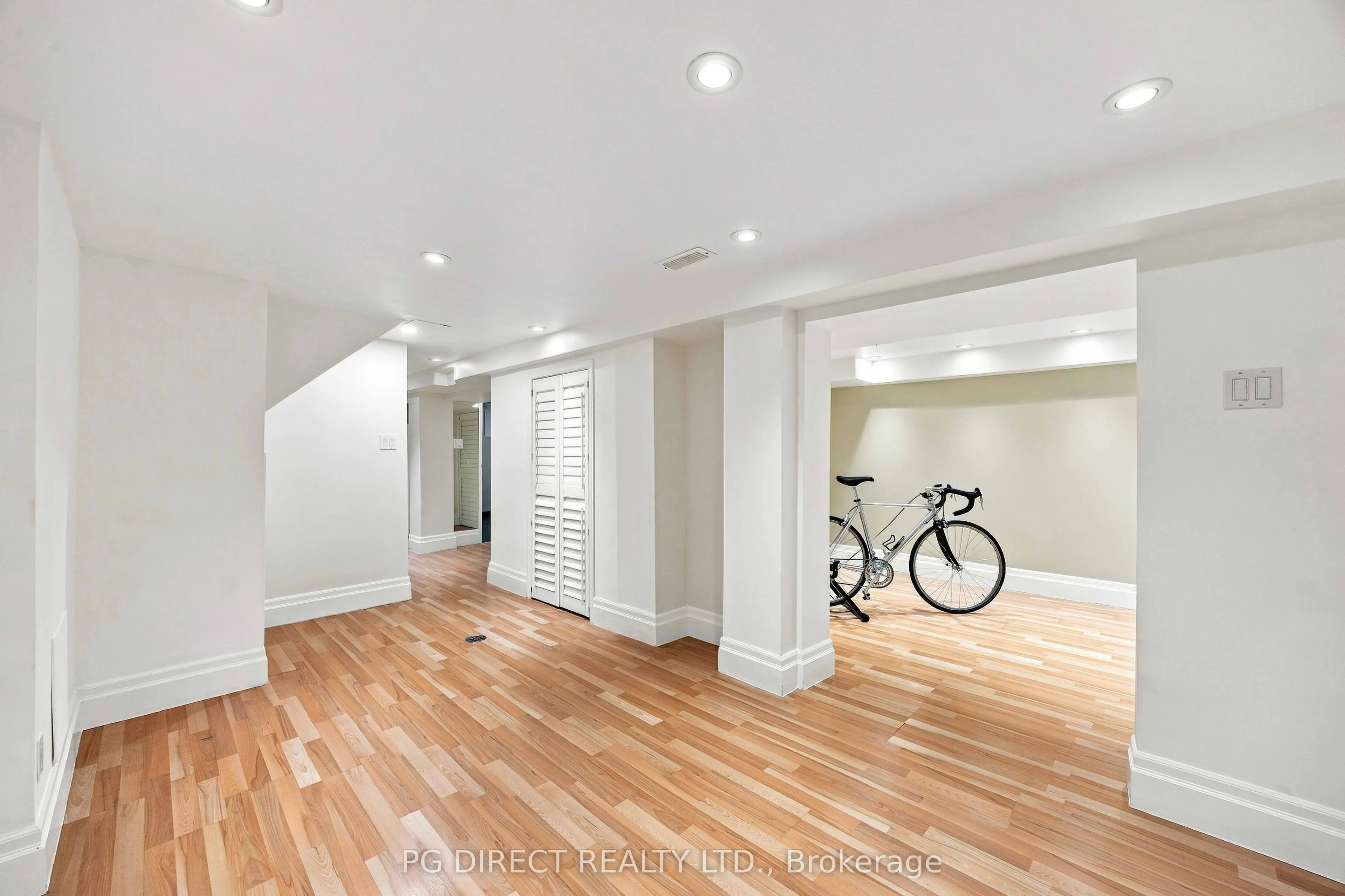13 Evelyn Crescent