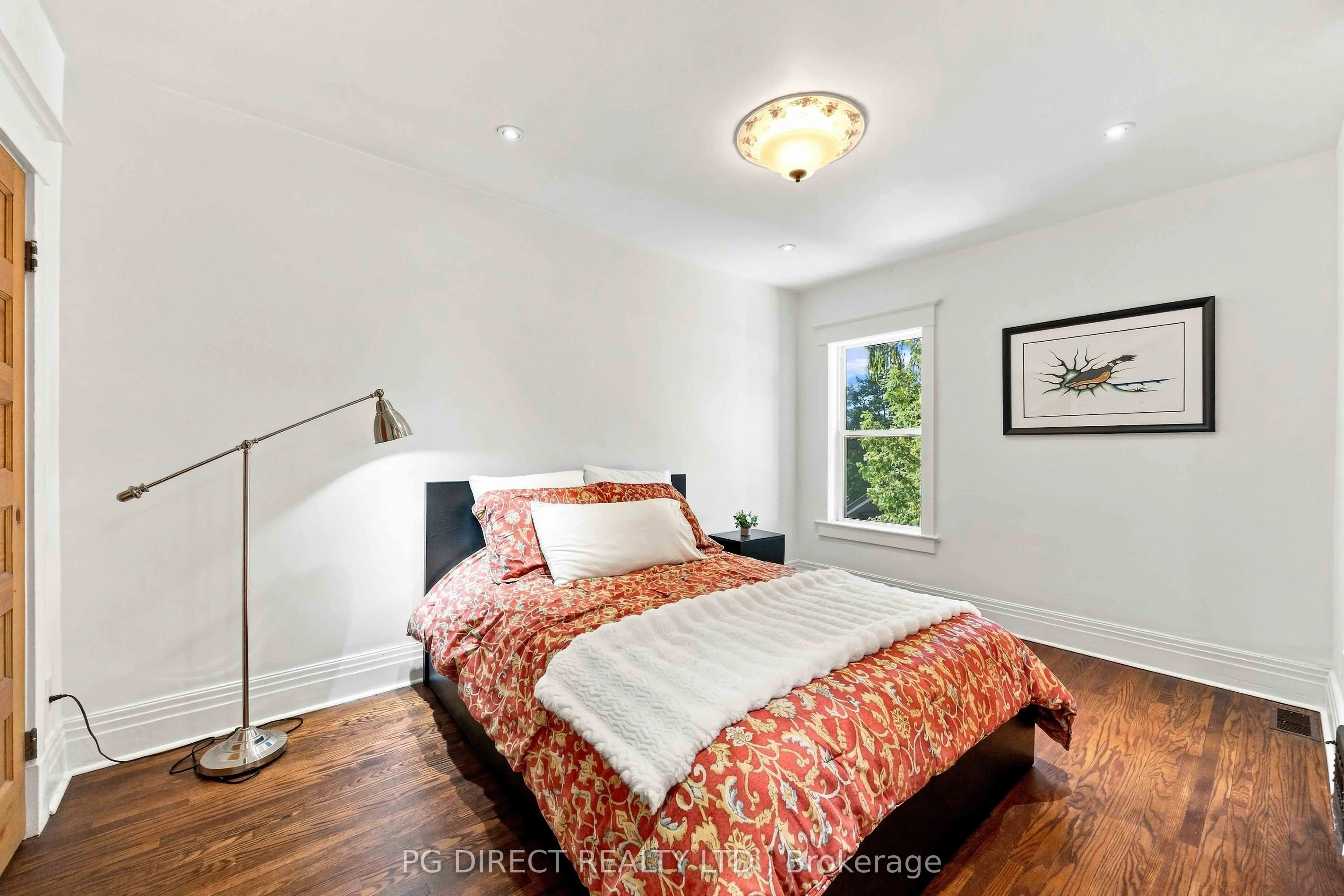 13 Evelyn Crescent