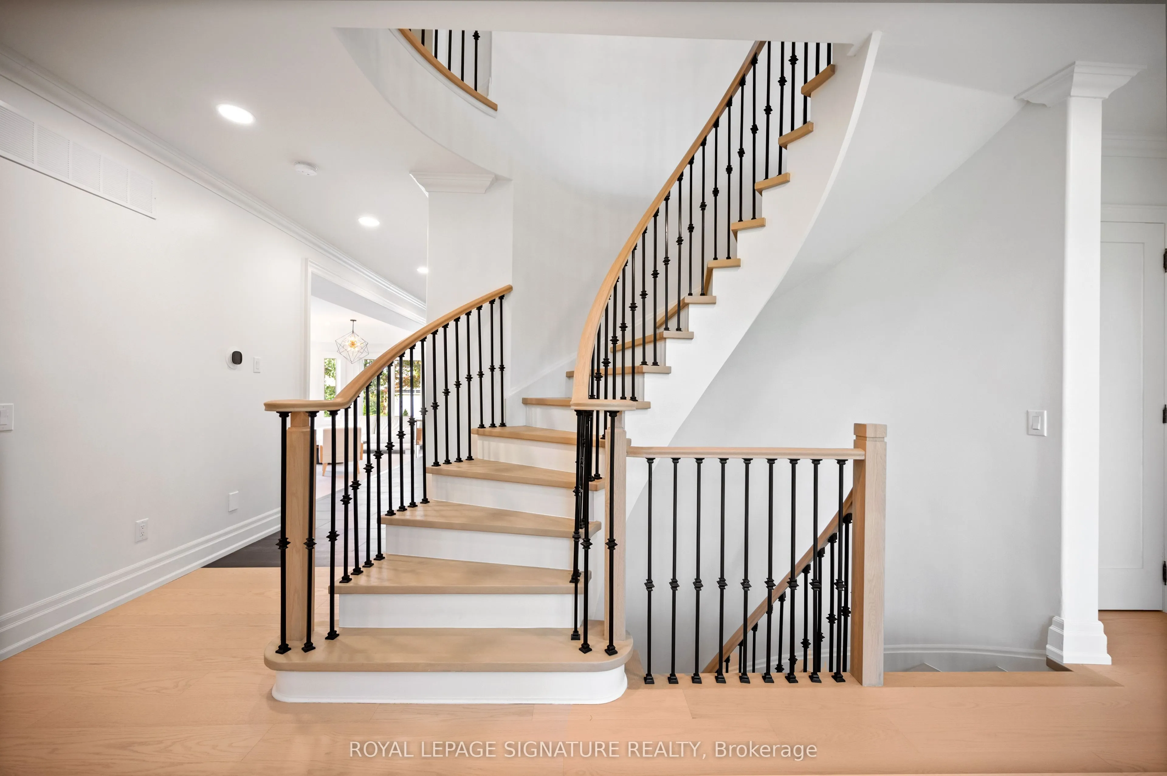 762 Duchess Drive