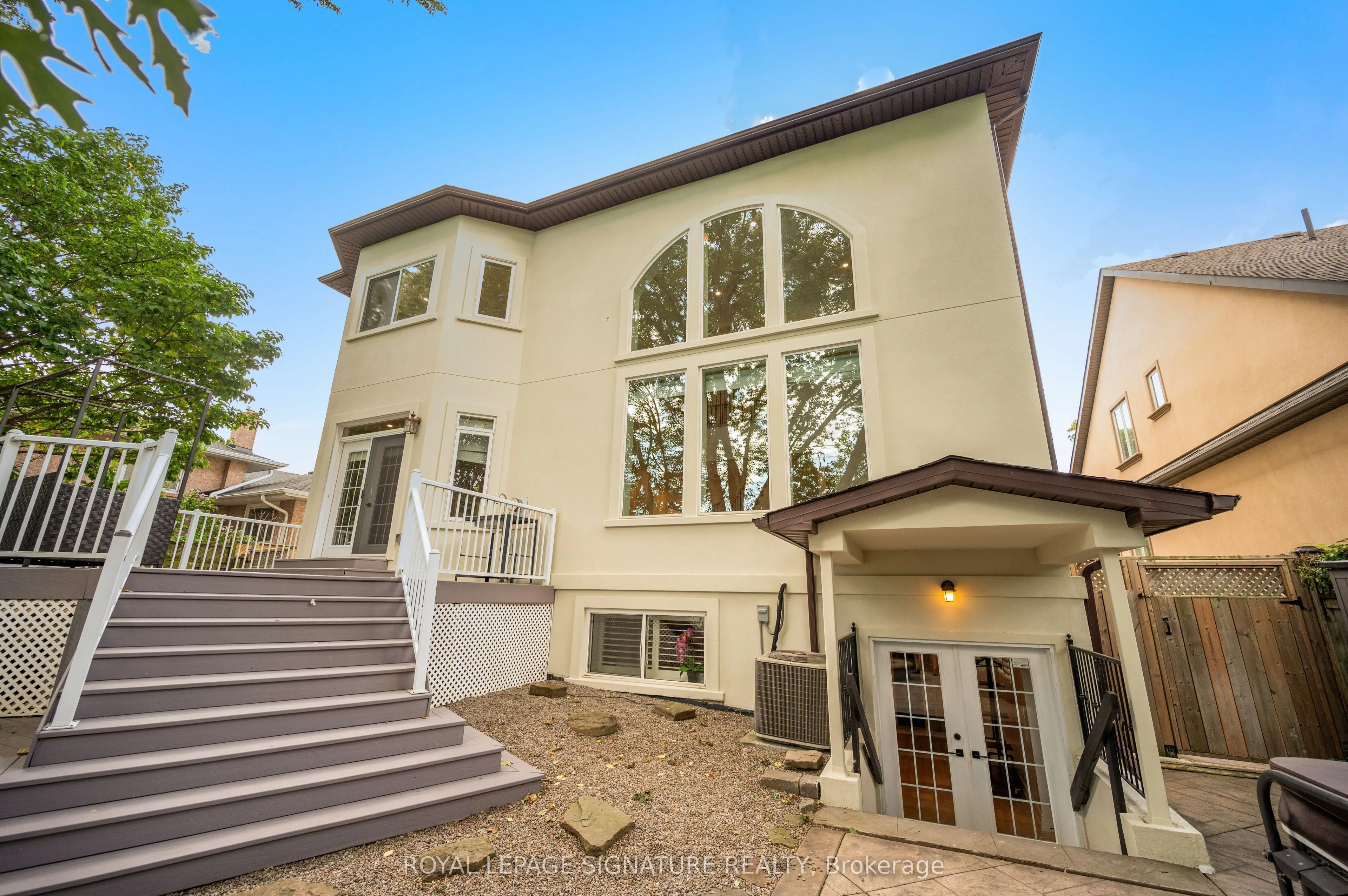 762 Duchess Drive