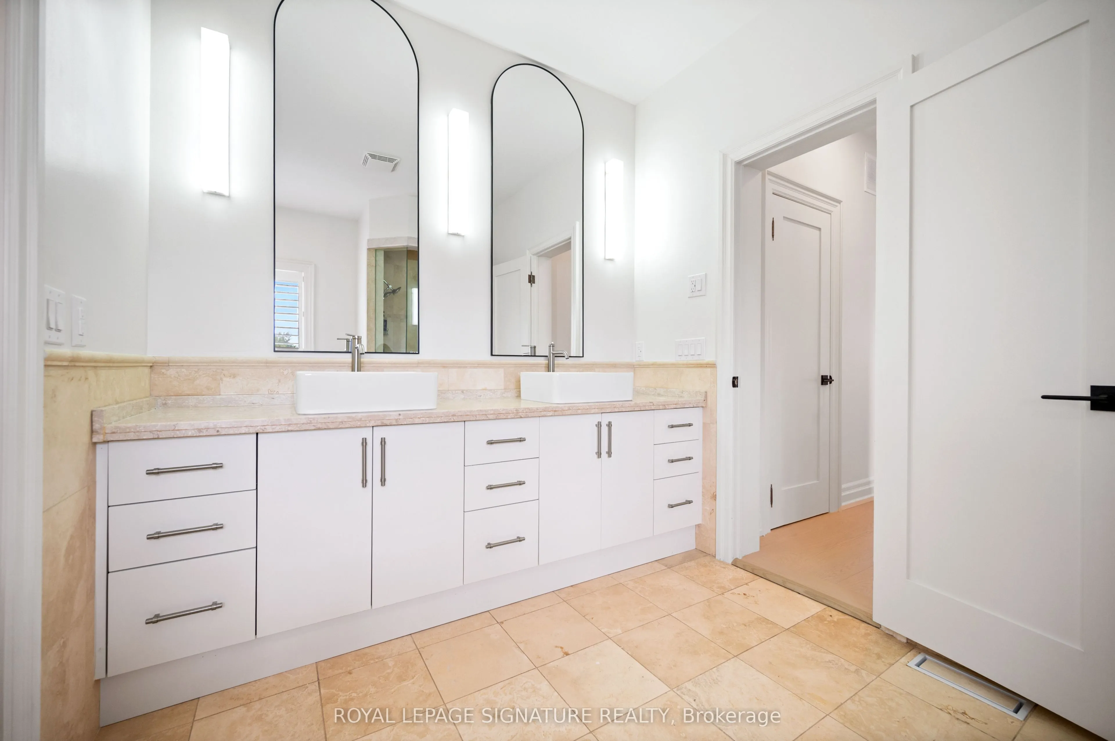 762 Duchess Drive