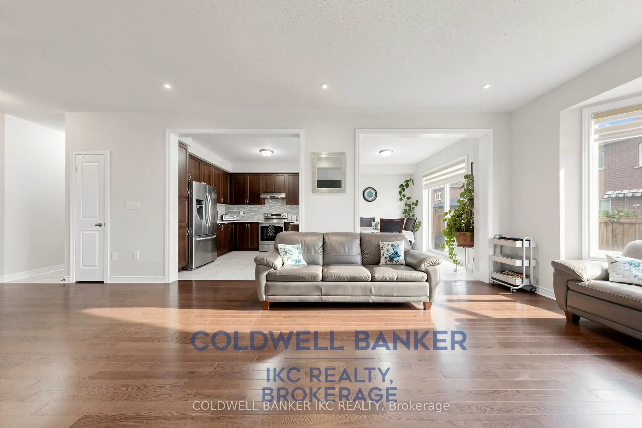 41 Merrybrook Trail N