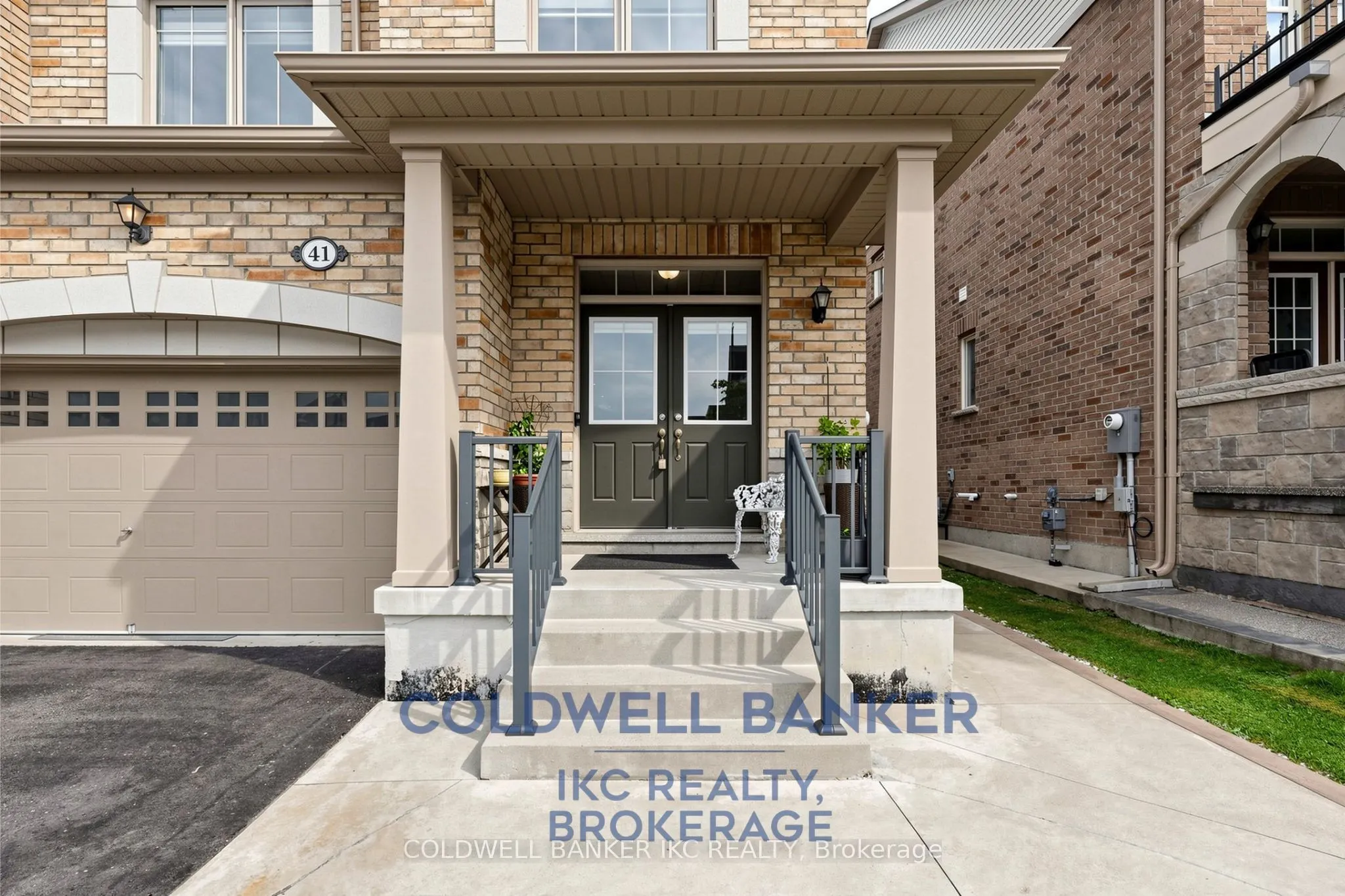 41 Merrybrook Trail N