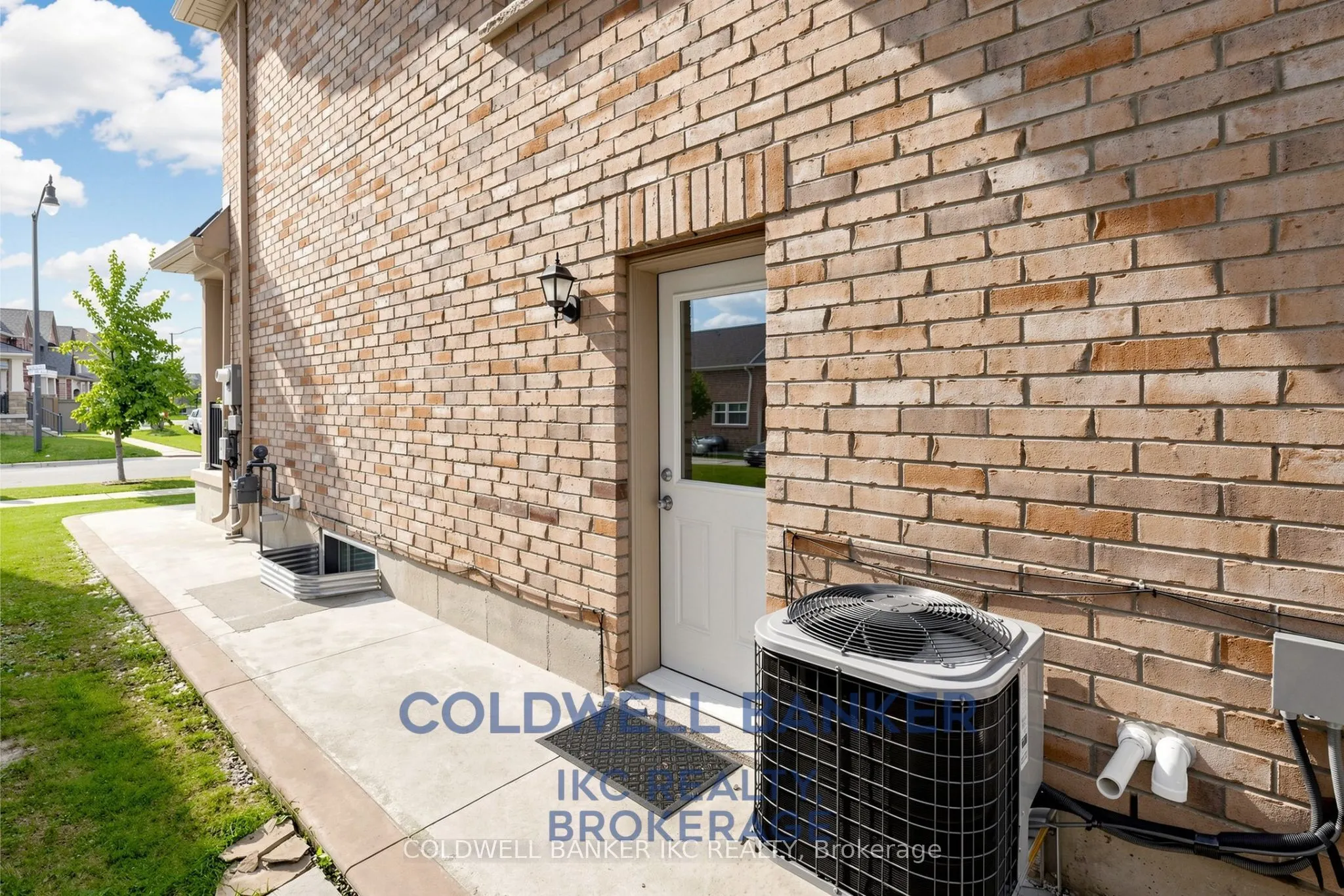 41 Merrybrook Trail N