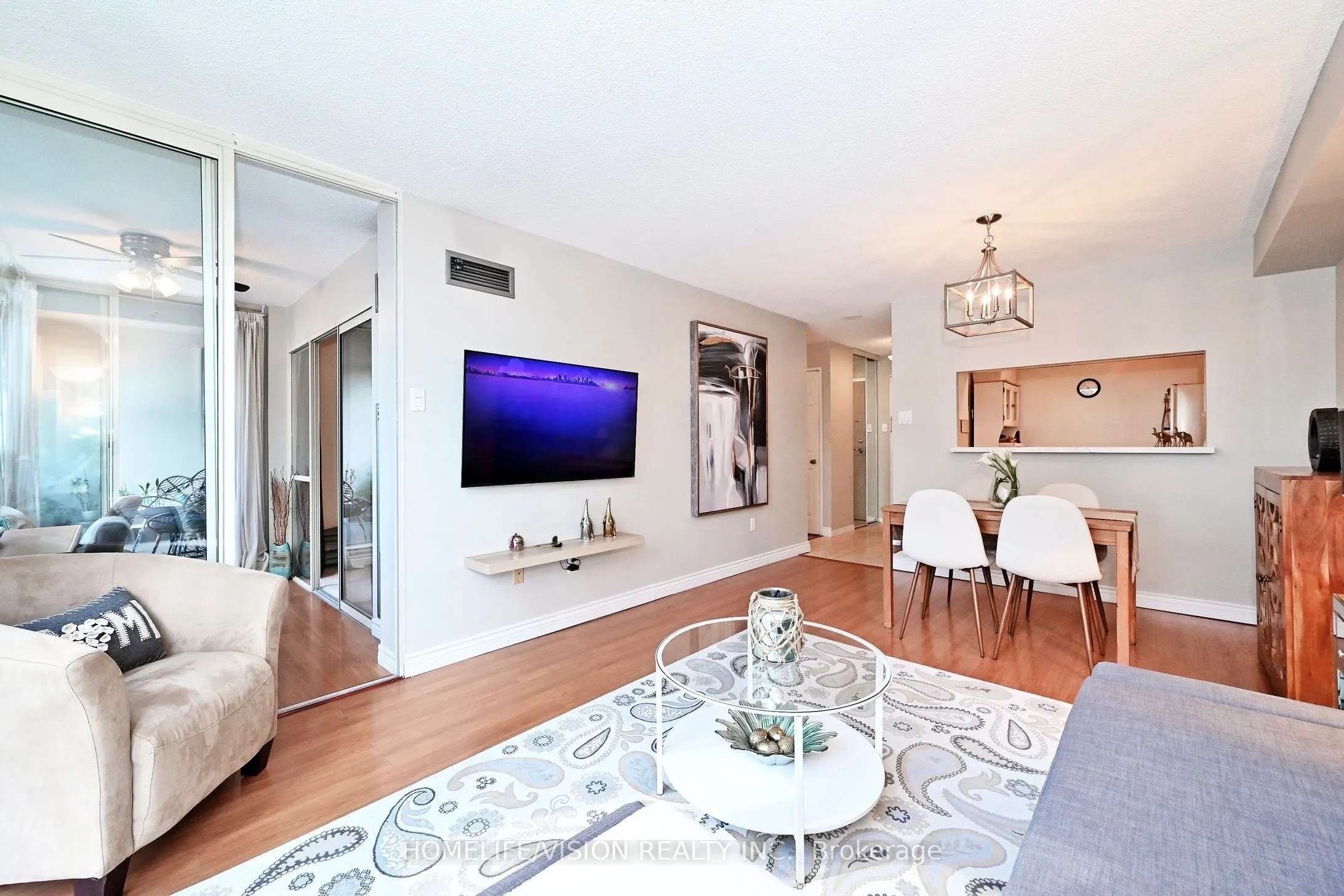 330 Rathburn Road W #306