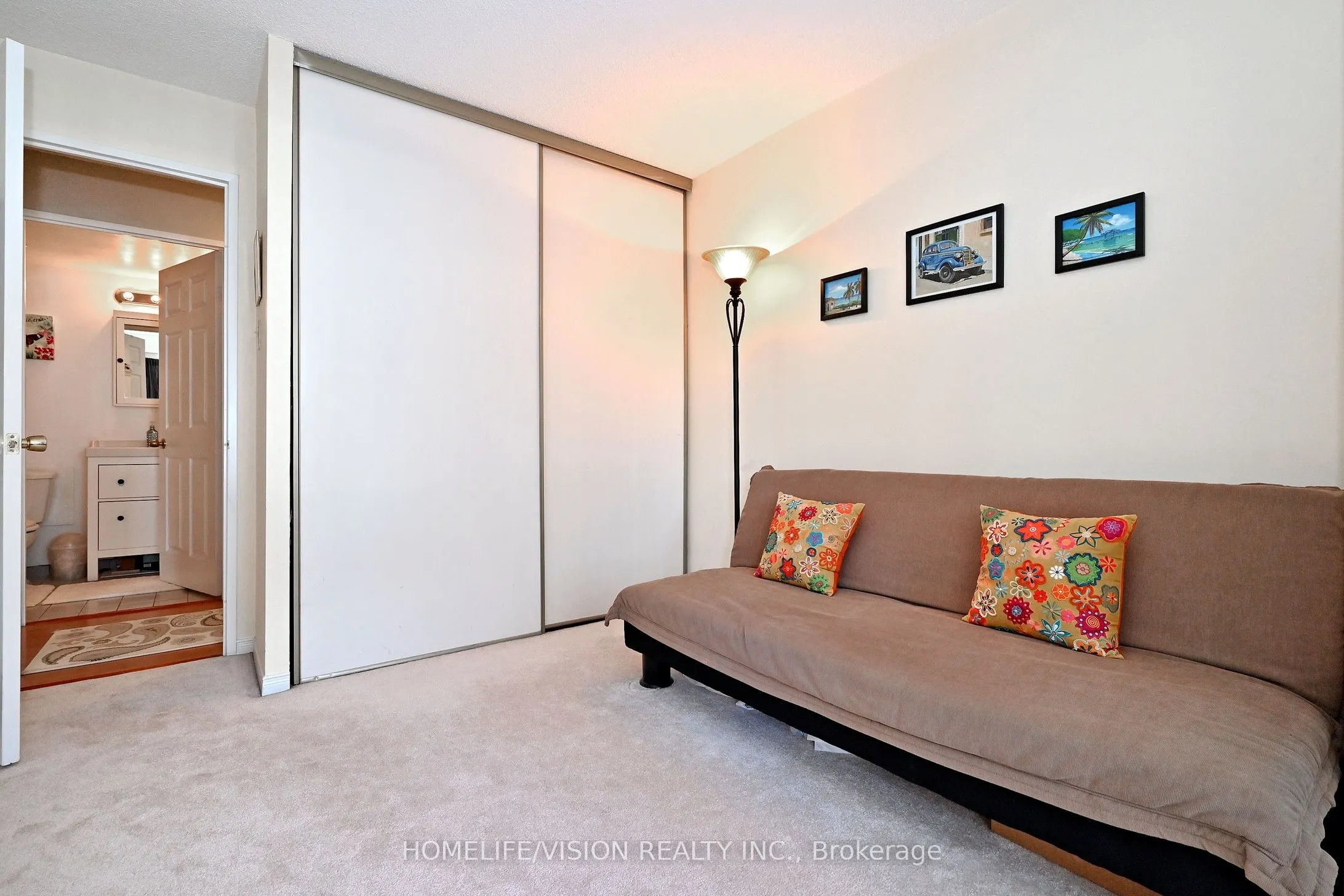 330 Rathburn Road W #306