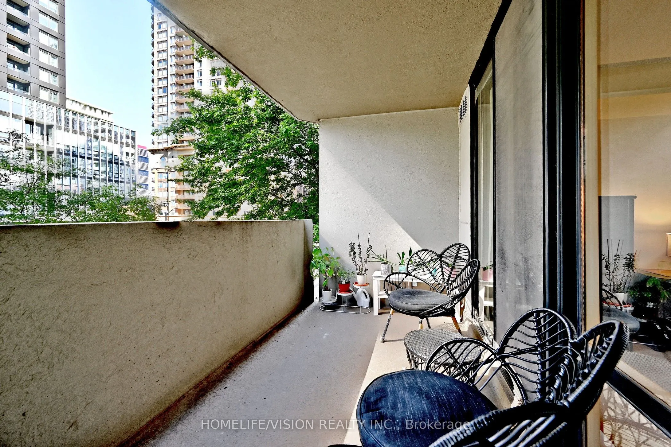 330 Rathburn Road W #306