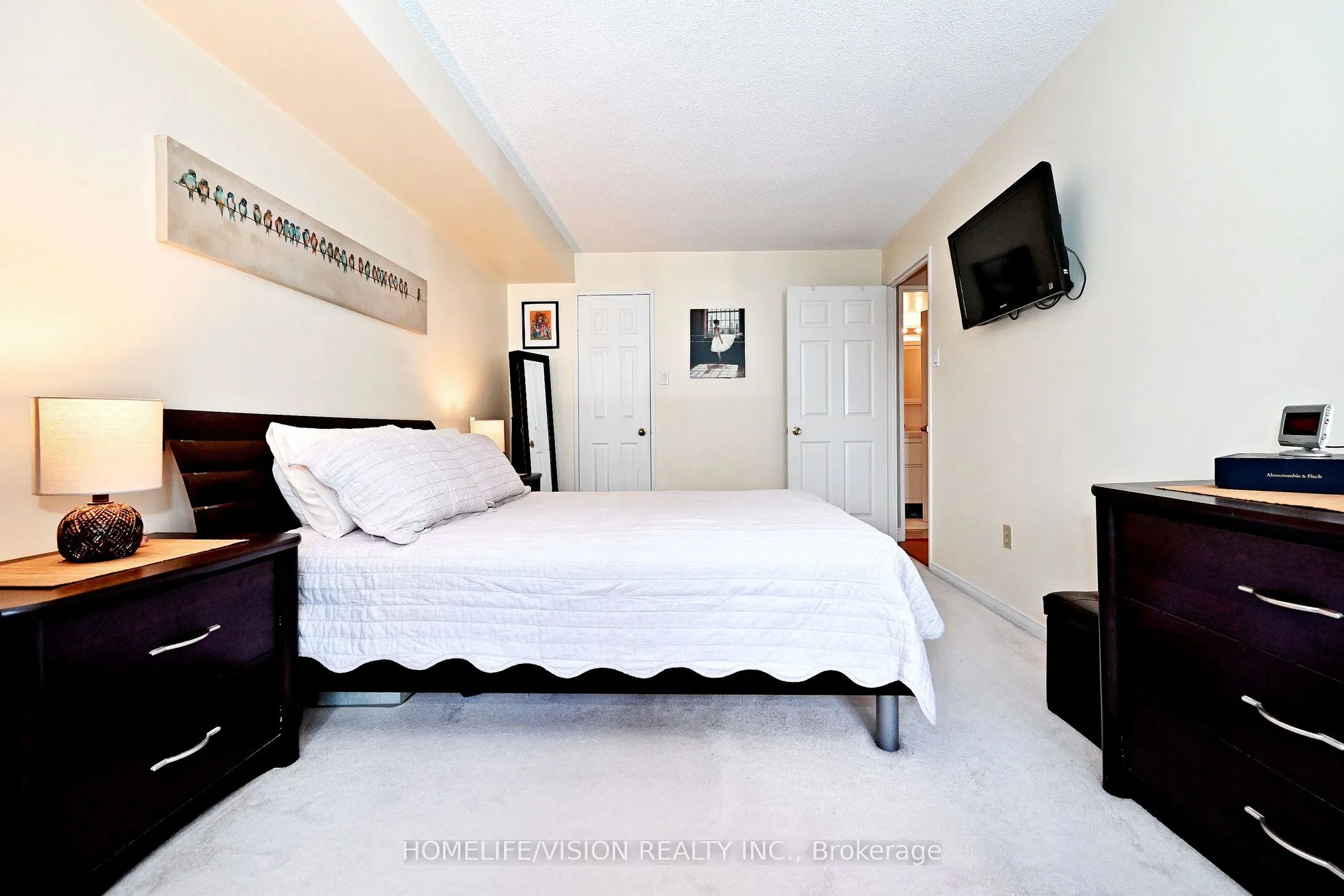 330 Rathburn Road W #306