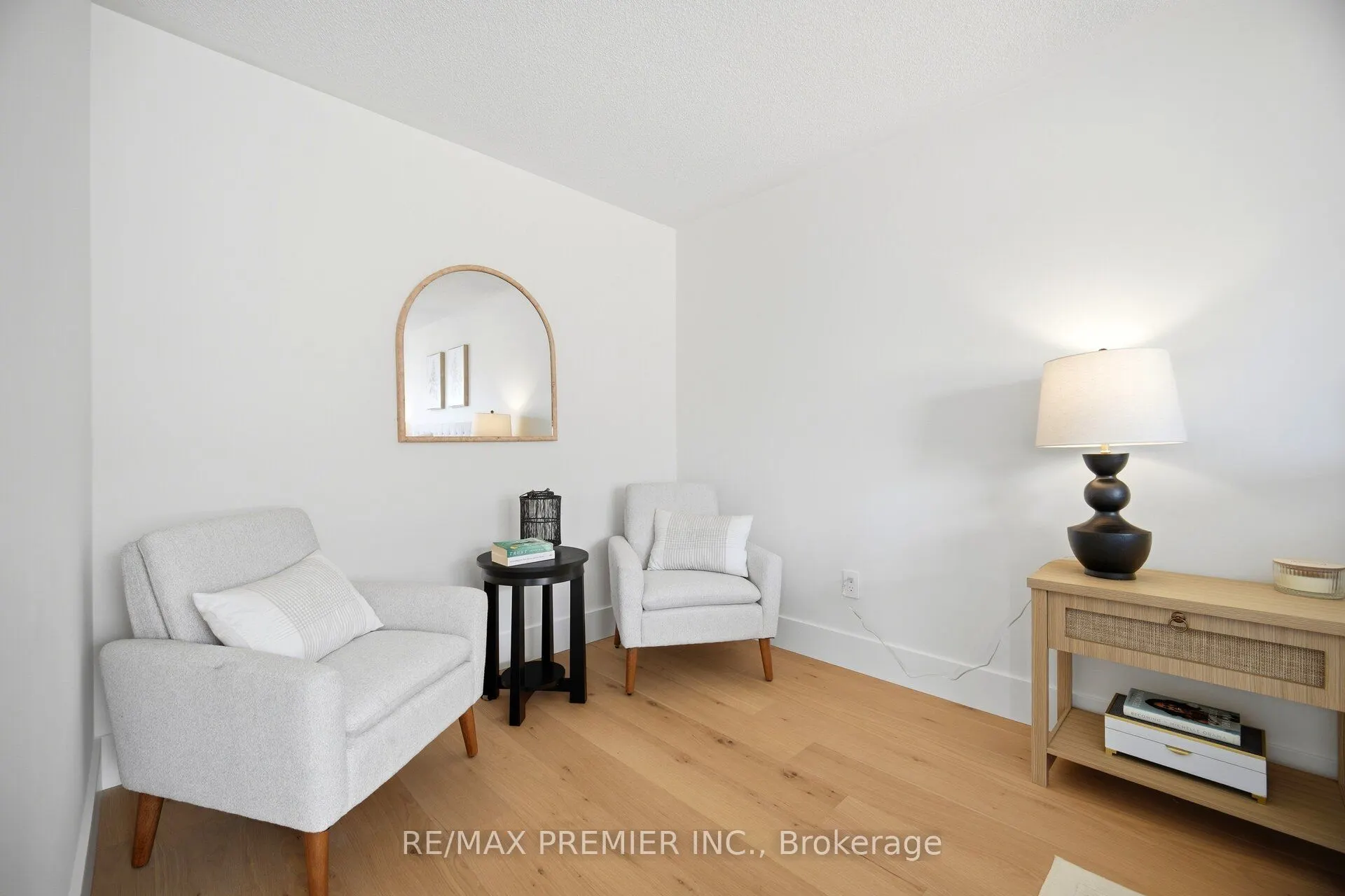 92 Headwater Road
