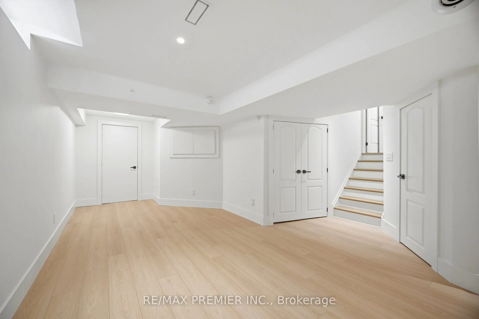 92 Headwater Road