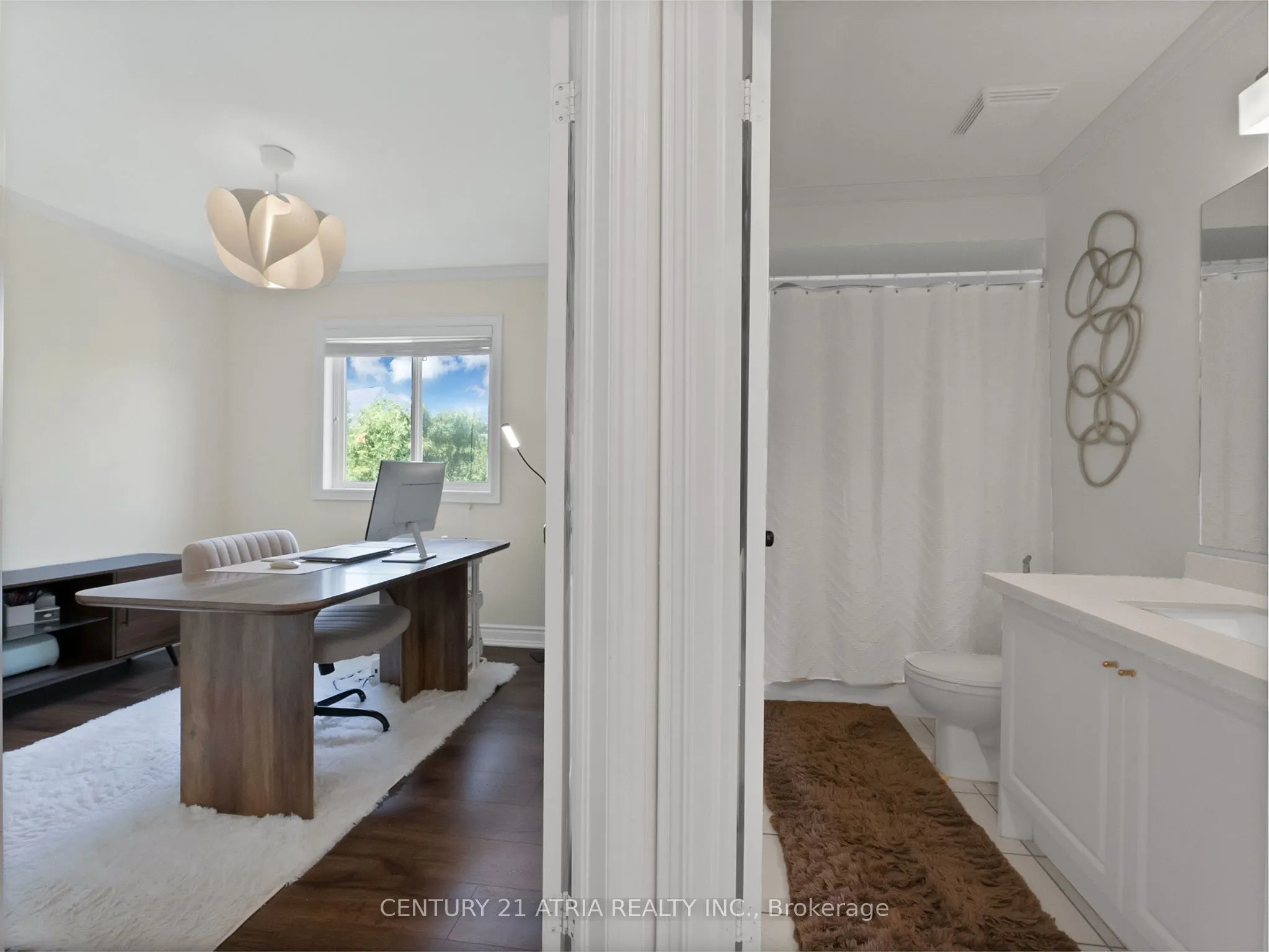 214 Ellis Crescent