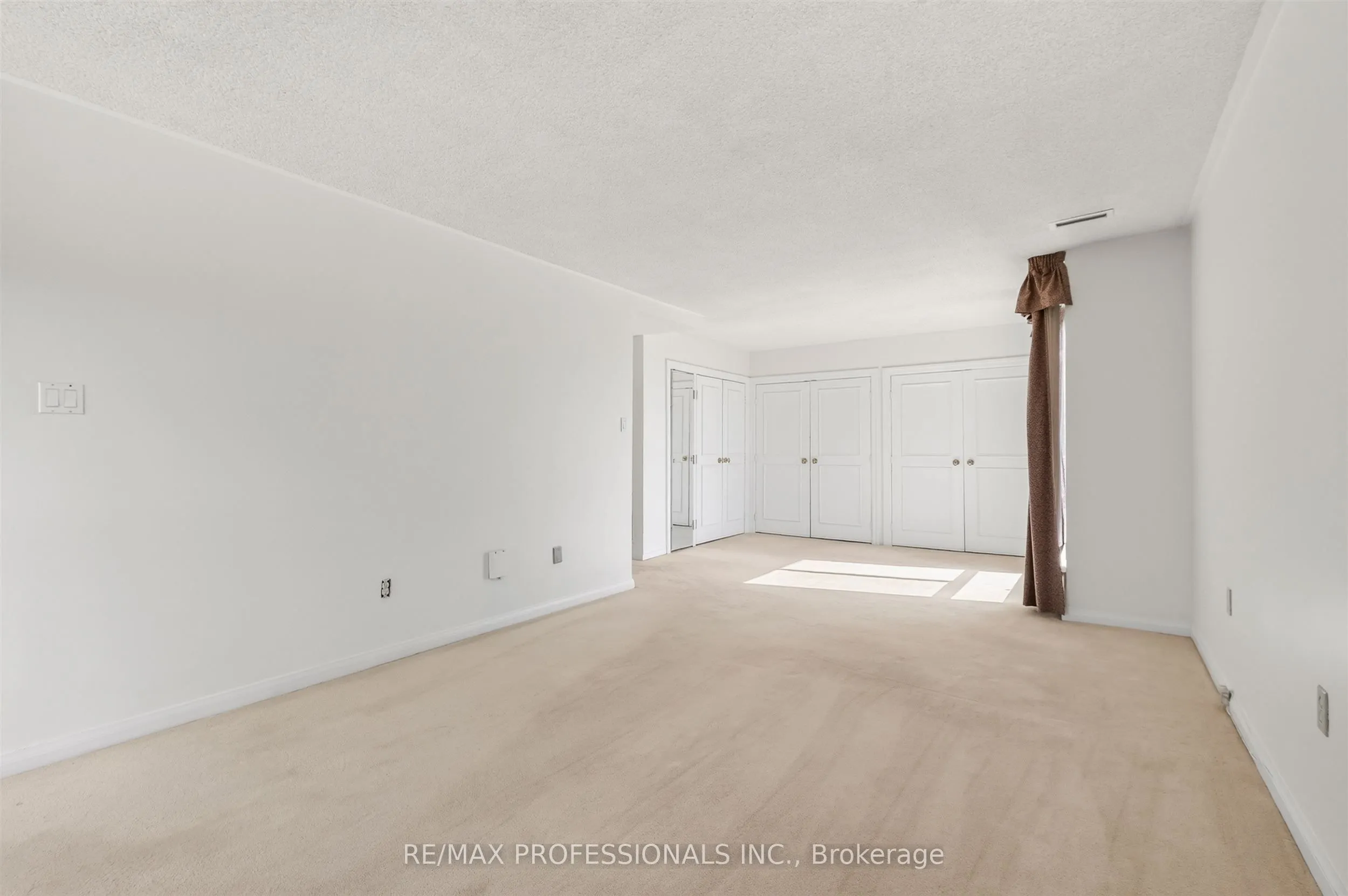 1400 Dixie Road #2205