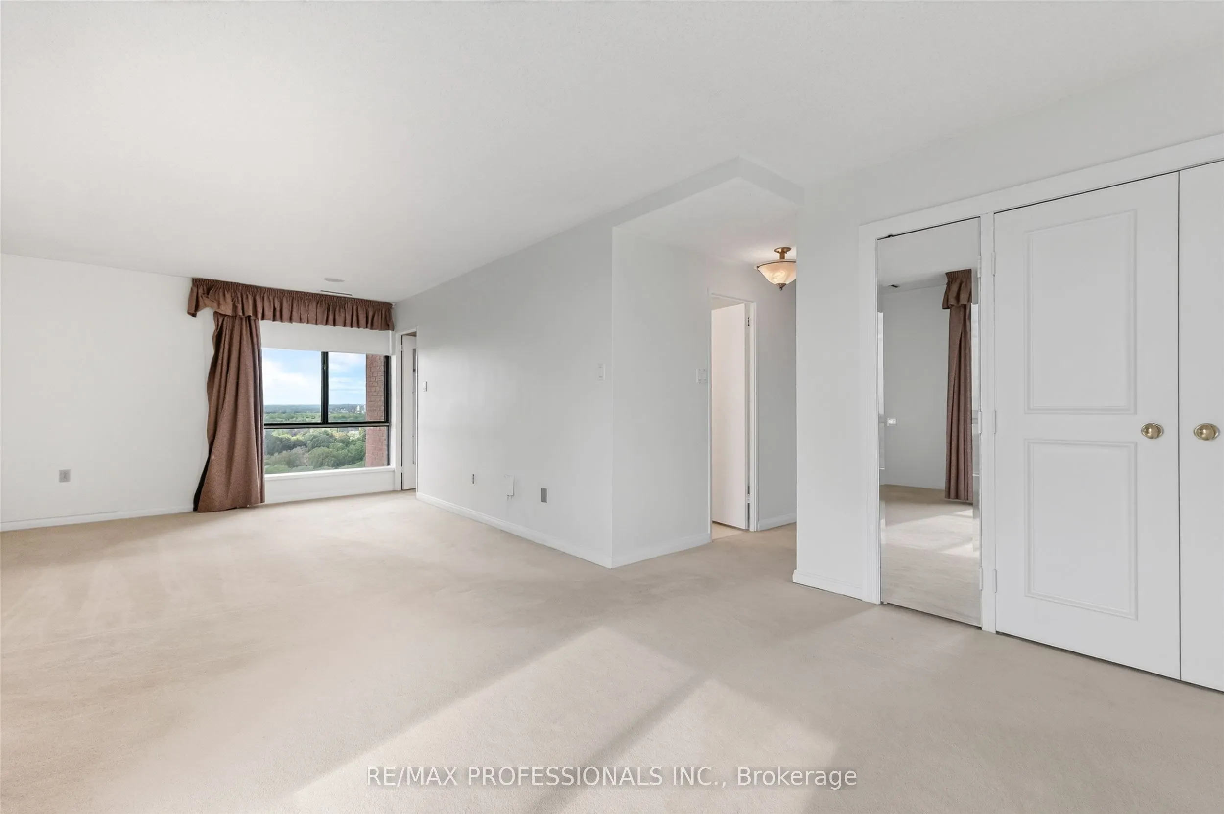 1400 Dixie Road #2205