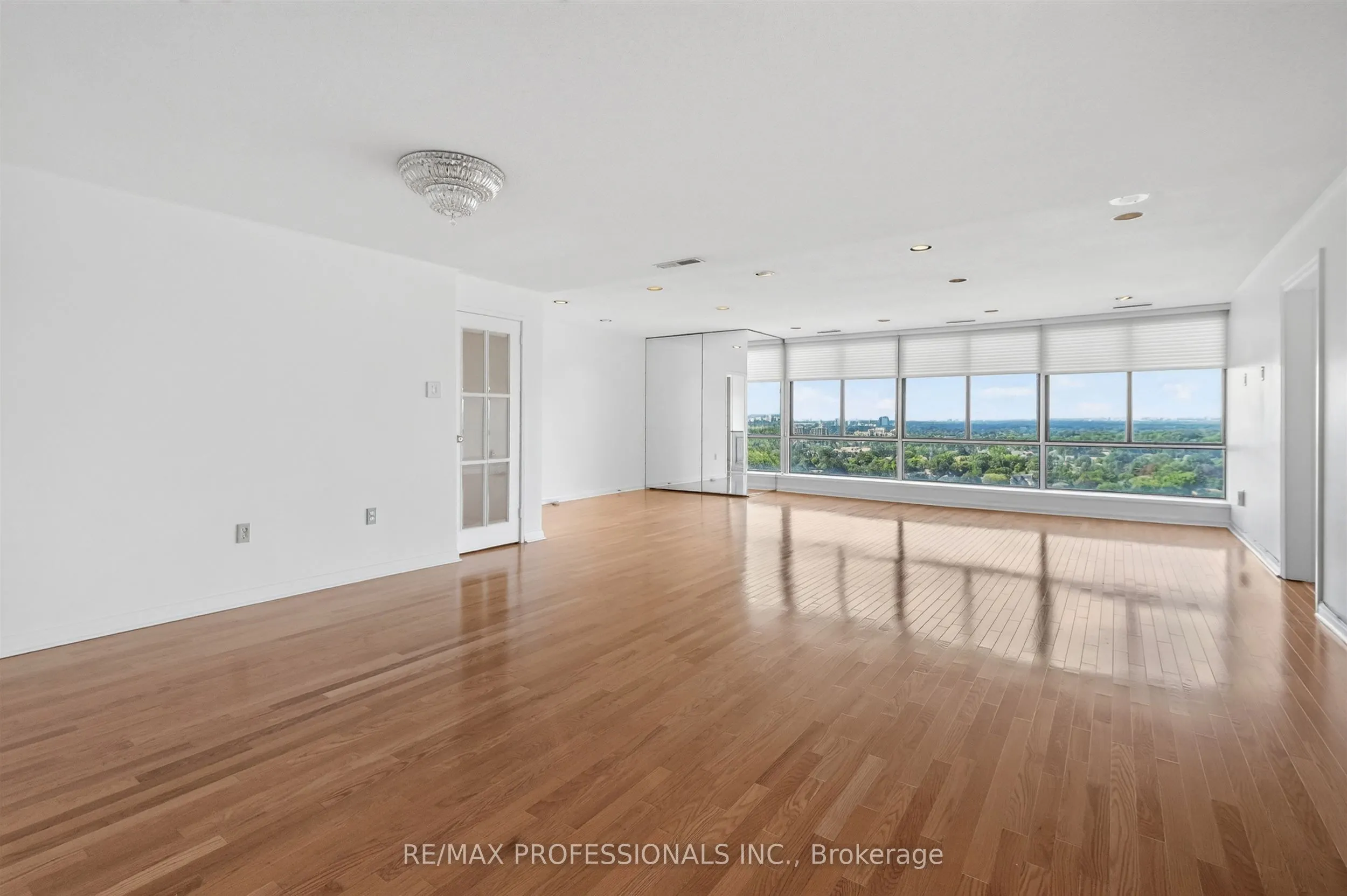 1400 Dixie Road #2205