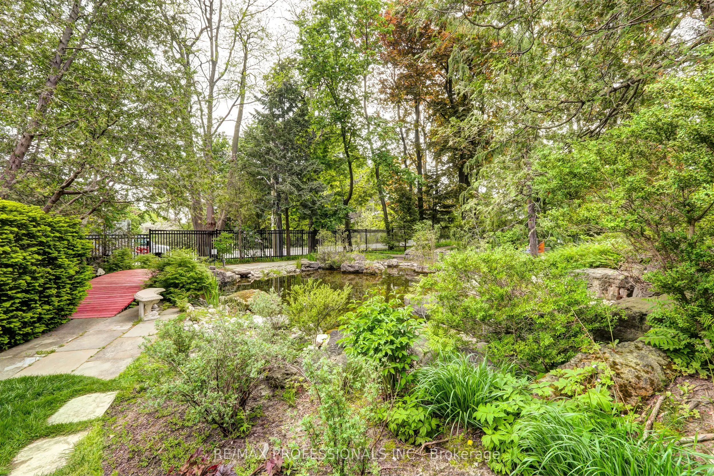1400 Dixie Road #2205