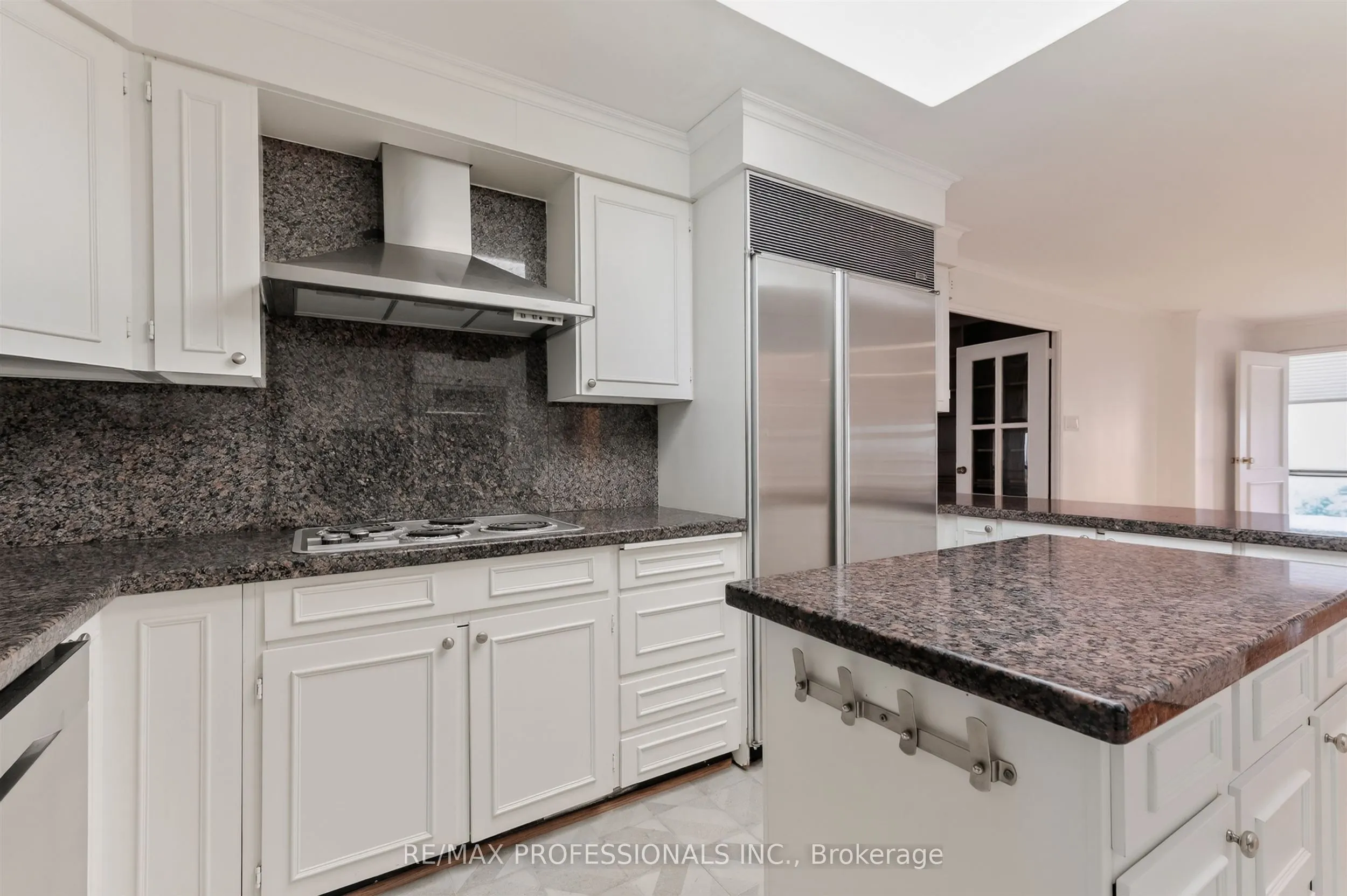 1400 Dixie Road #2205