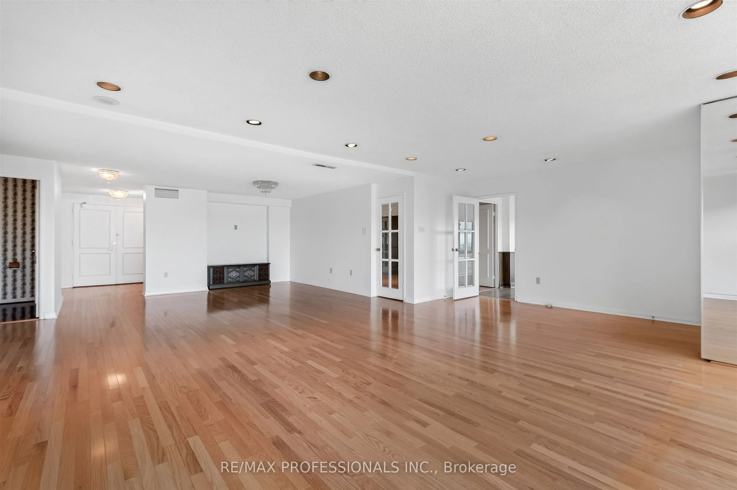 1400 Dixie Road #2205