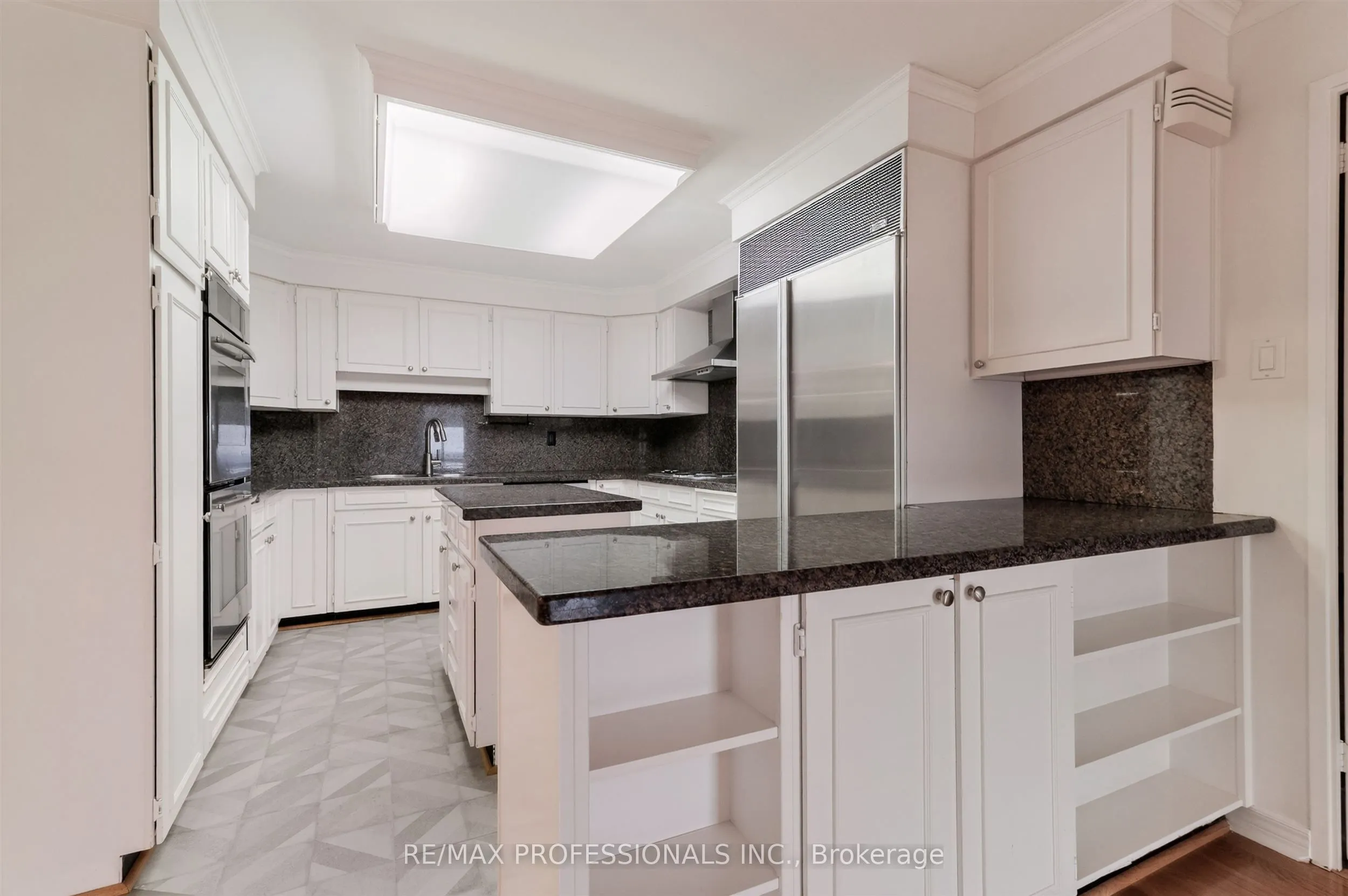 1400 Dixie Road #2205