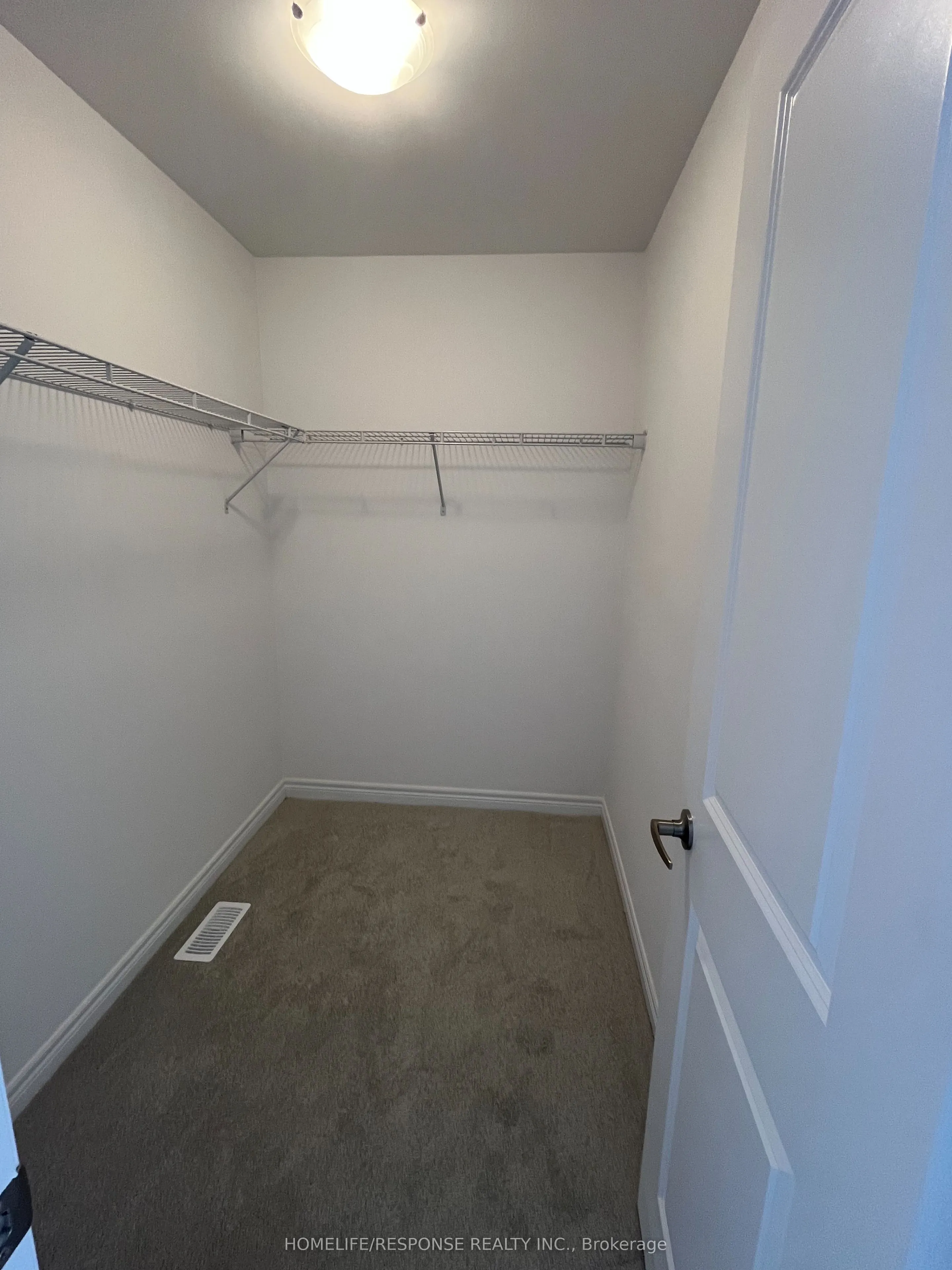 3573 POST Road
