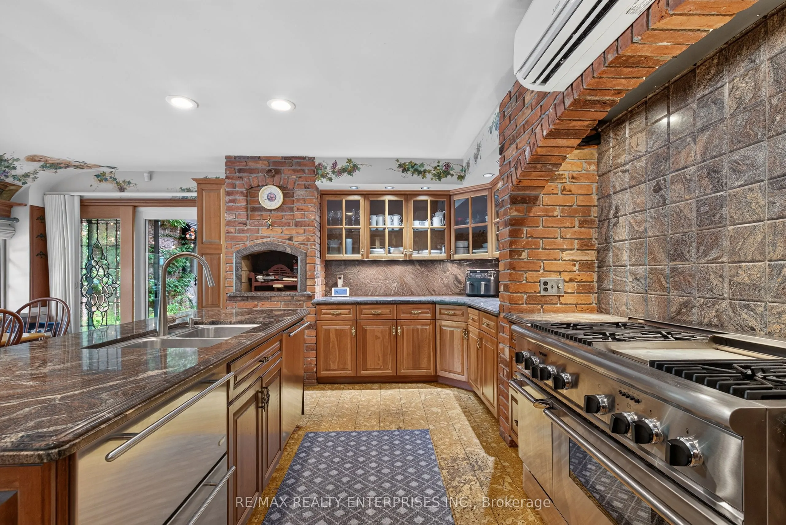 1425 Solana Crescent