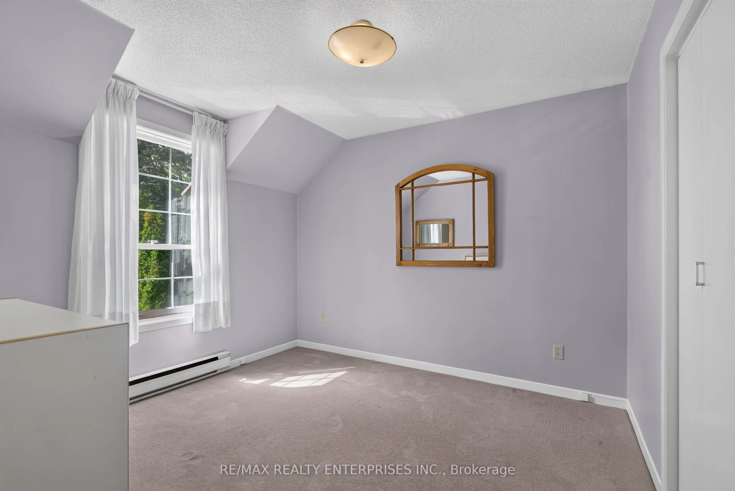 1425 Solana Crescent
