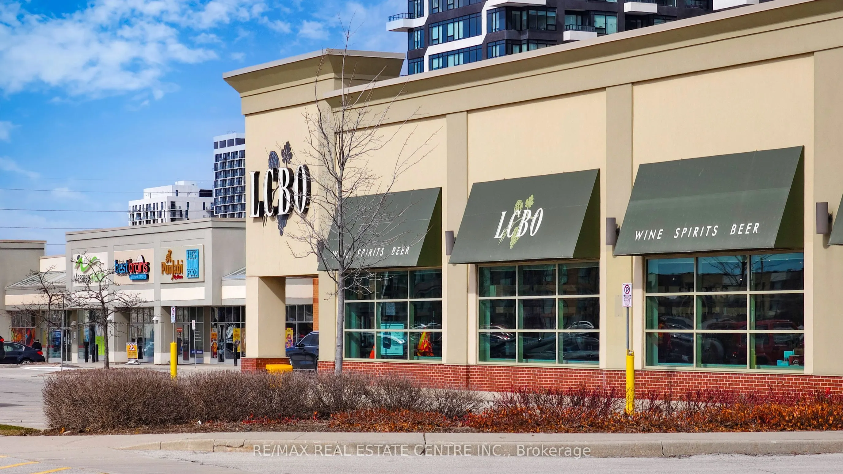 150 Oak Park Boulevard #4
