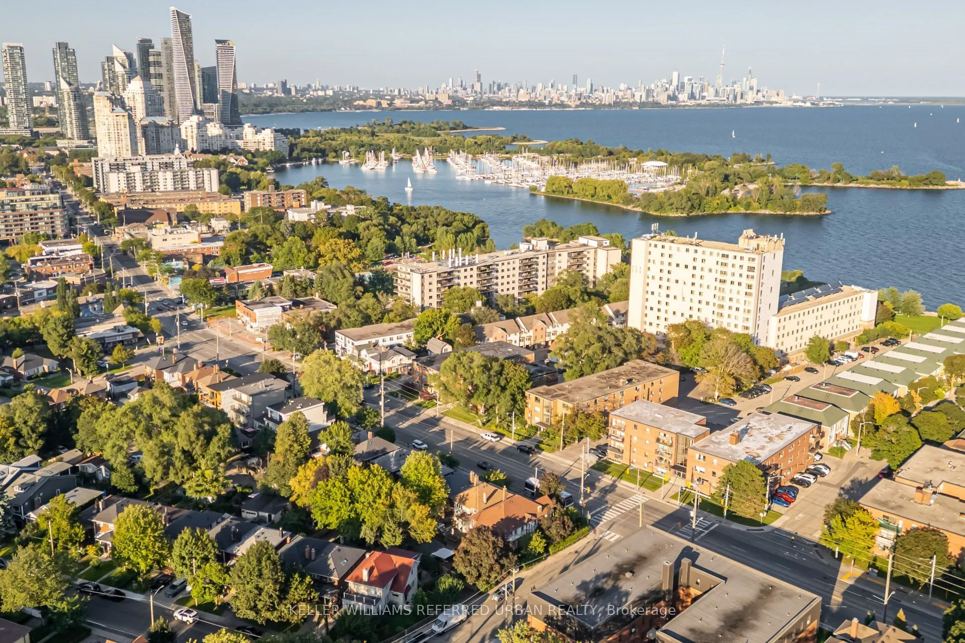 2522 Lake Shore Boulevard W