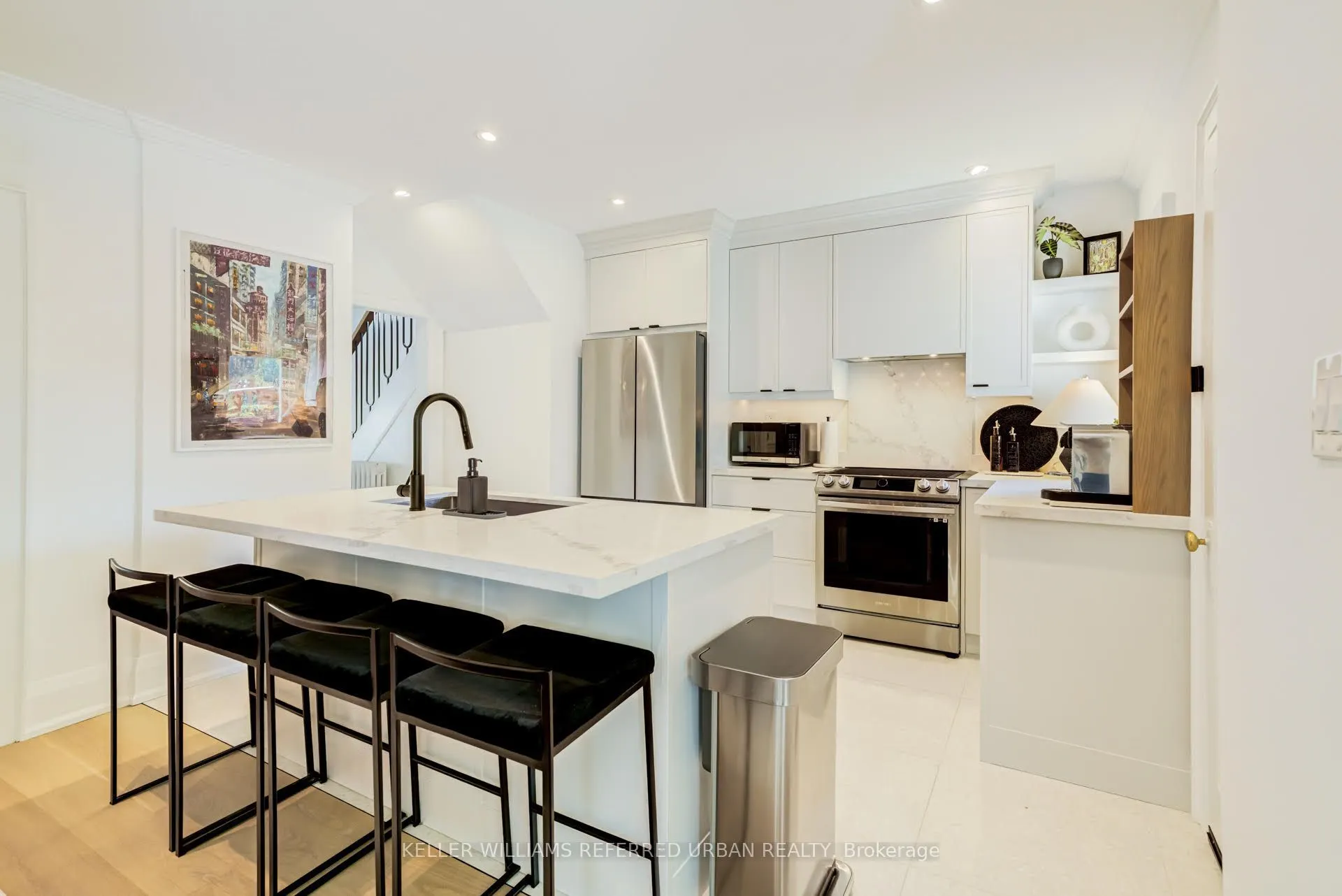 2522 Lake Shore Boulevard W