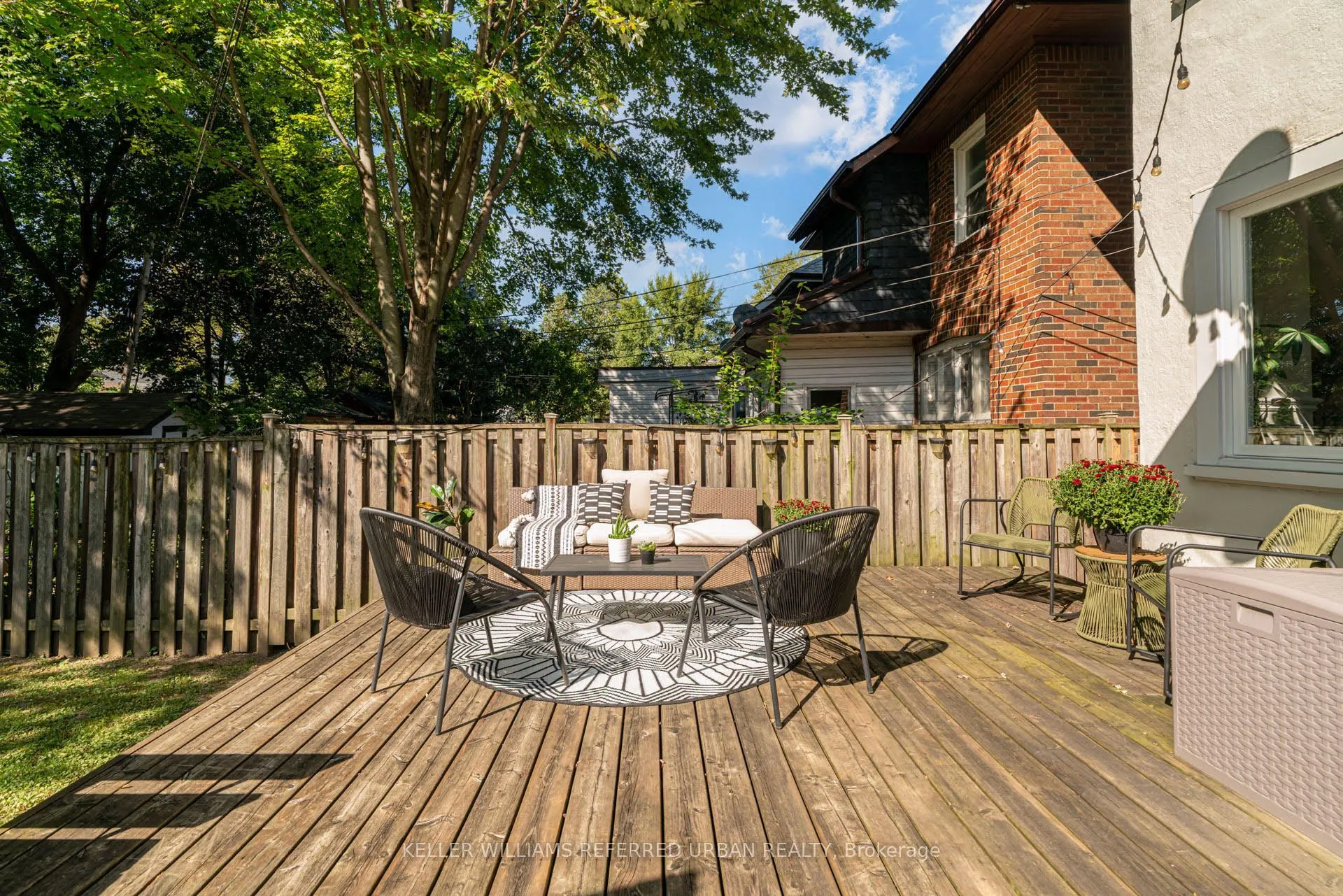 2522 Lake Shore Boulevard W