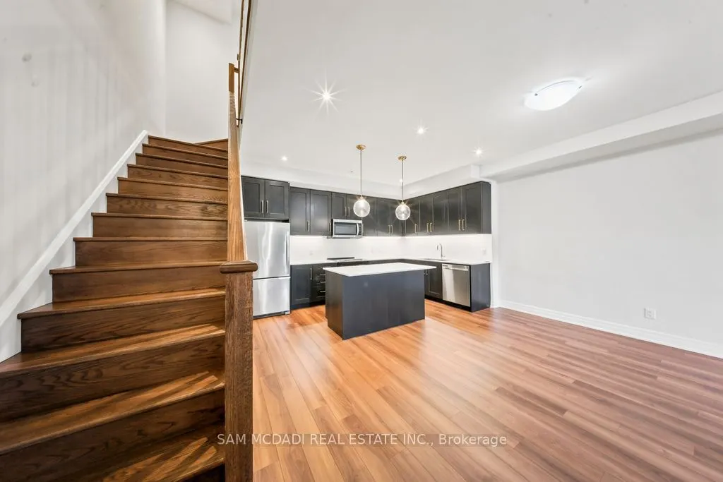 1180 Cawthra Road #102