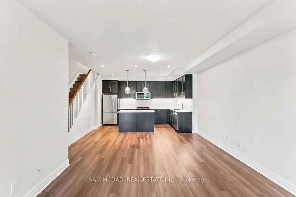 1180 Cawthra Road #102