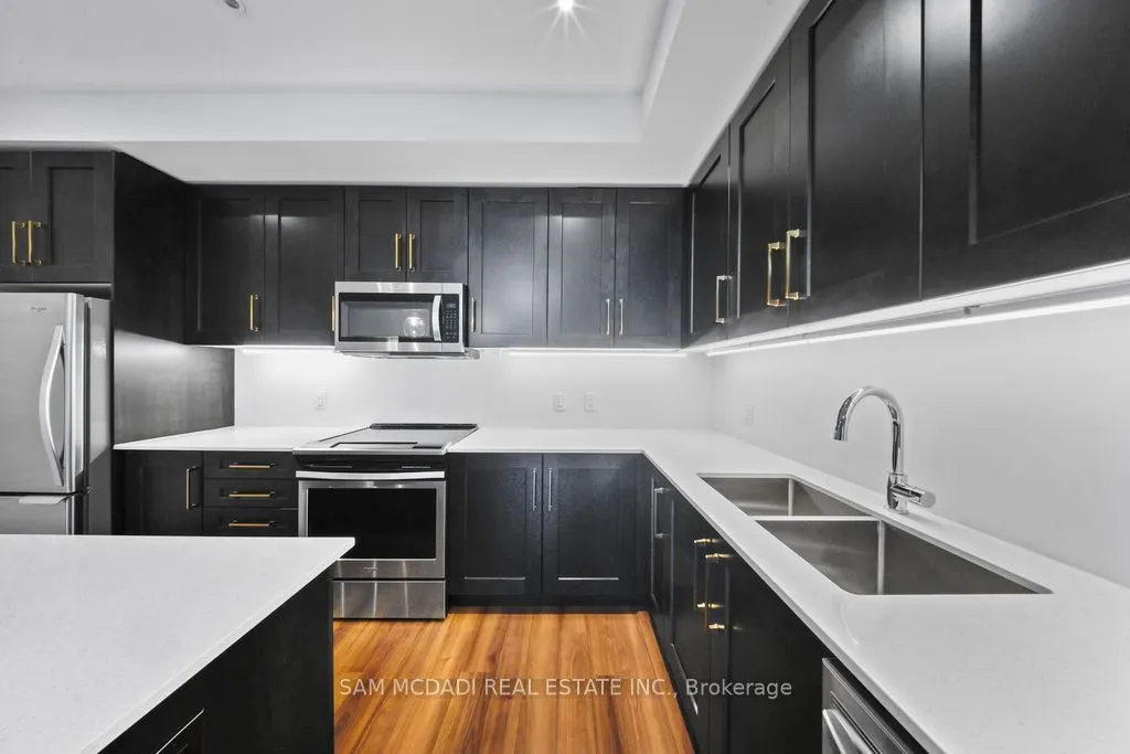 1180 Cawthra Road #102