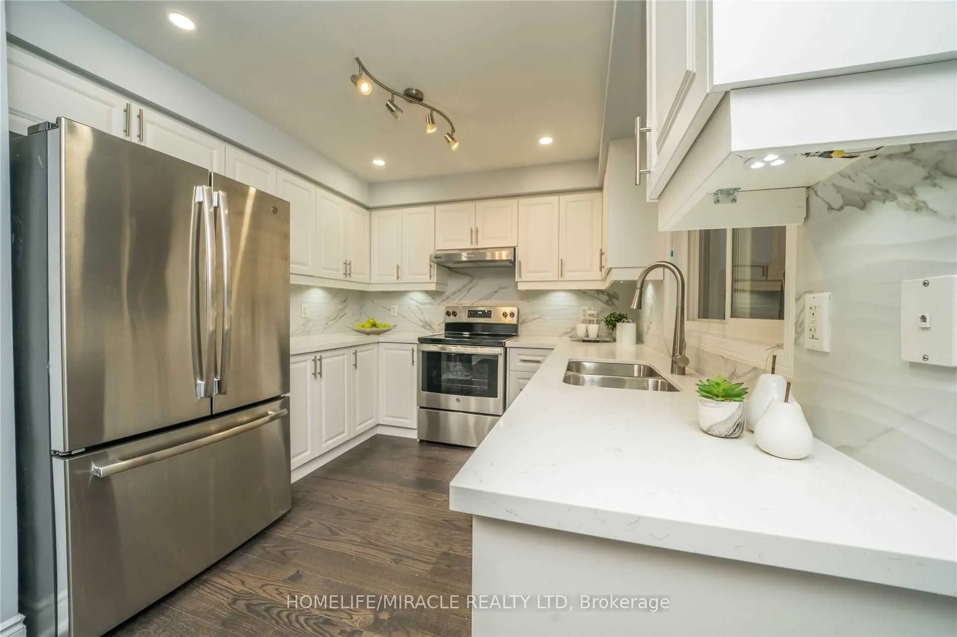 40 Trumpet Valley Boulevard
