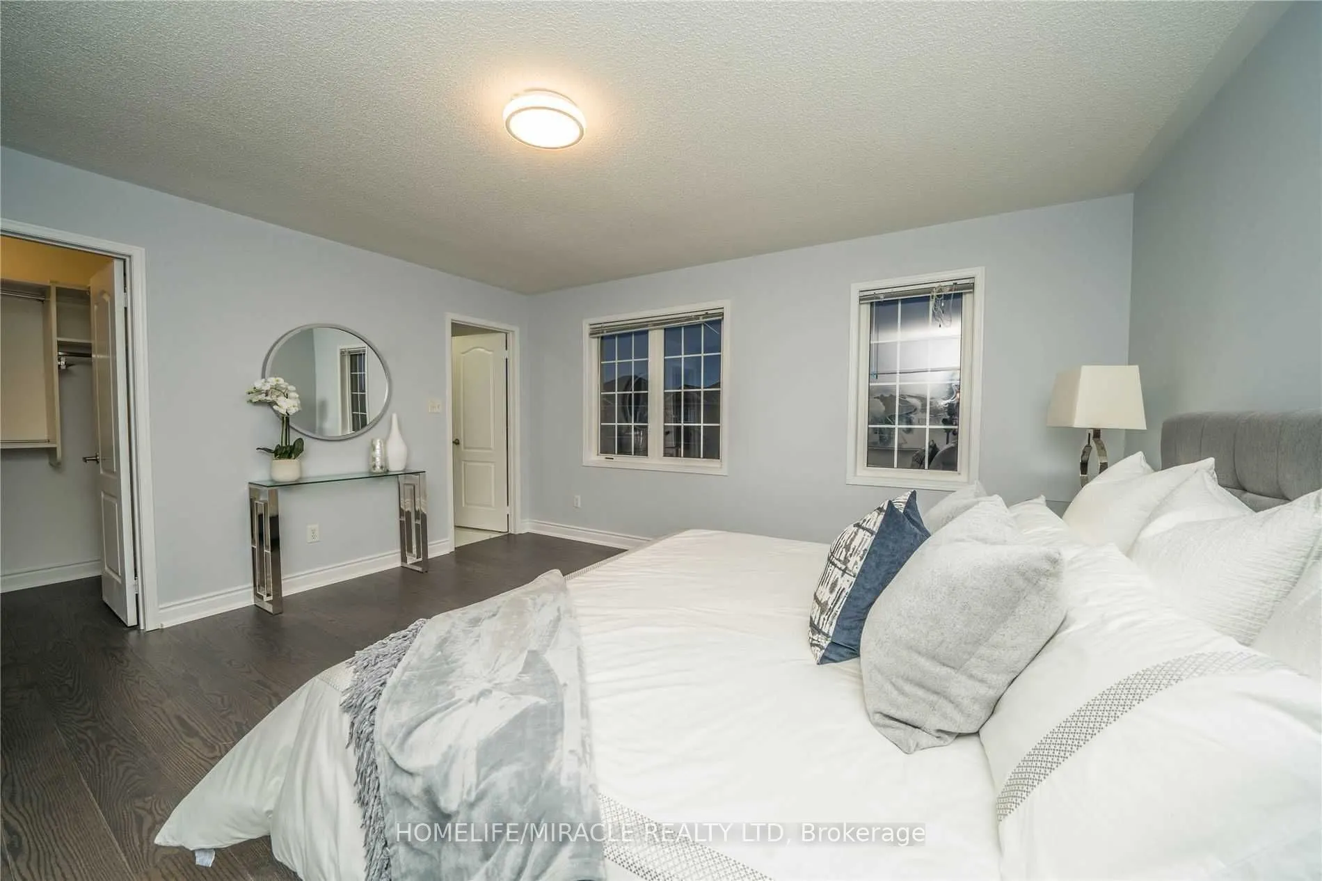 40 Trumpet Valley Boulevard