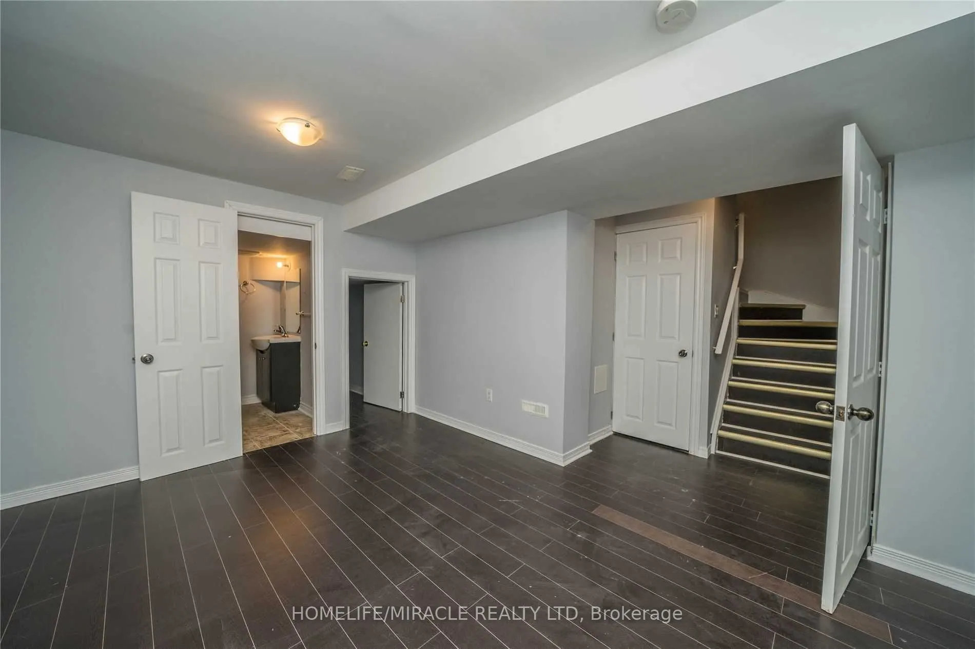 40 Trumpet Valley Boulevard
