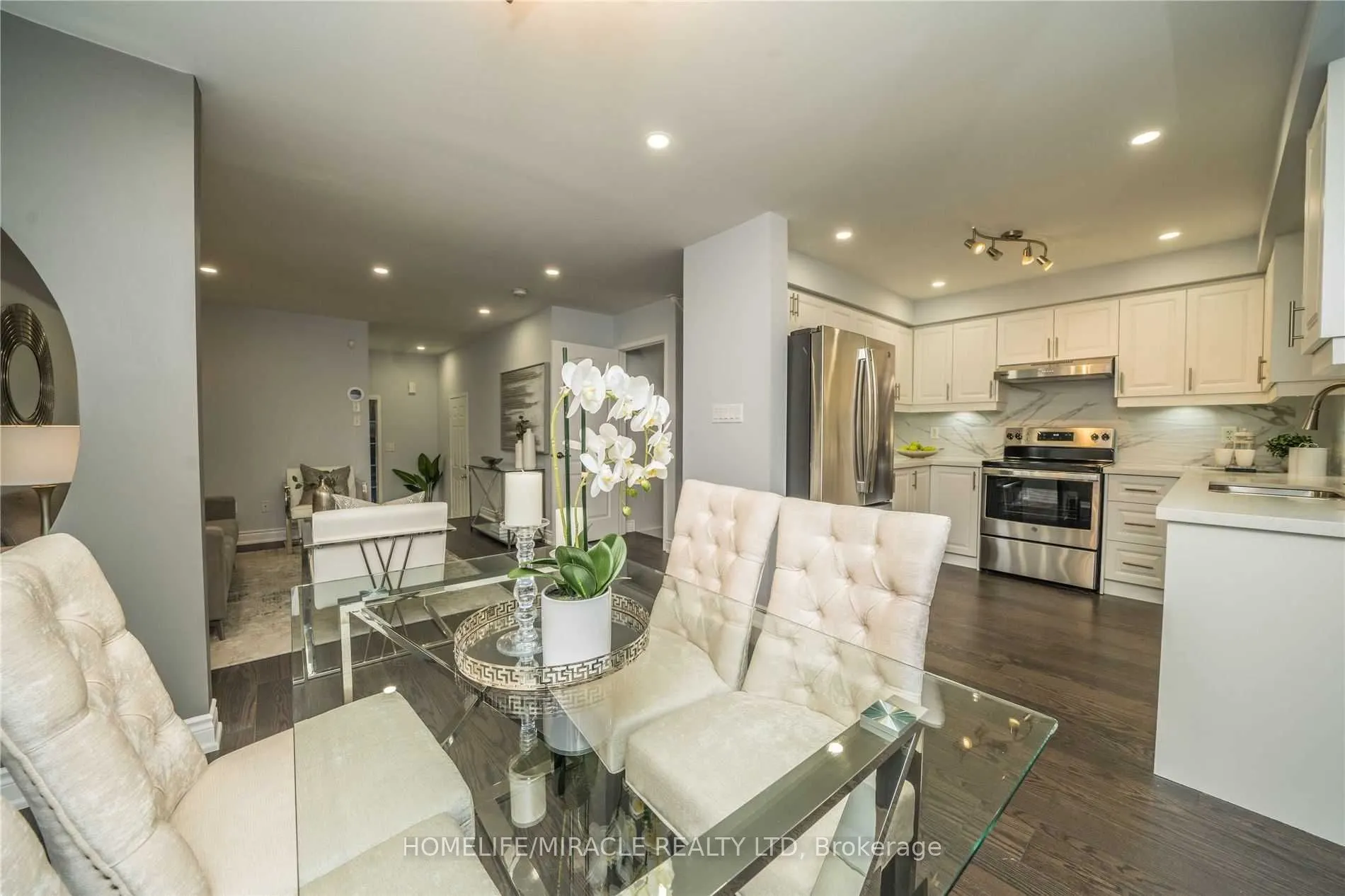 40 Trumpet Valley Boulevard