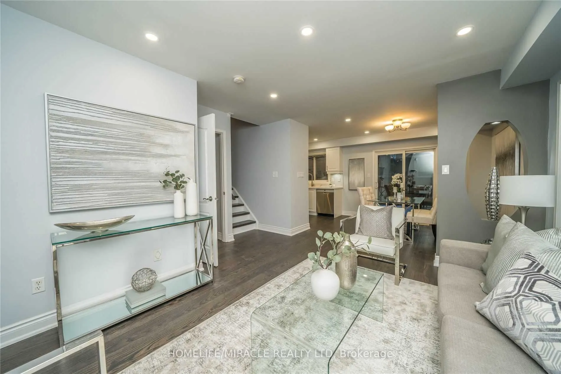40 Trumpet Valley Boulevard