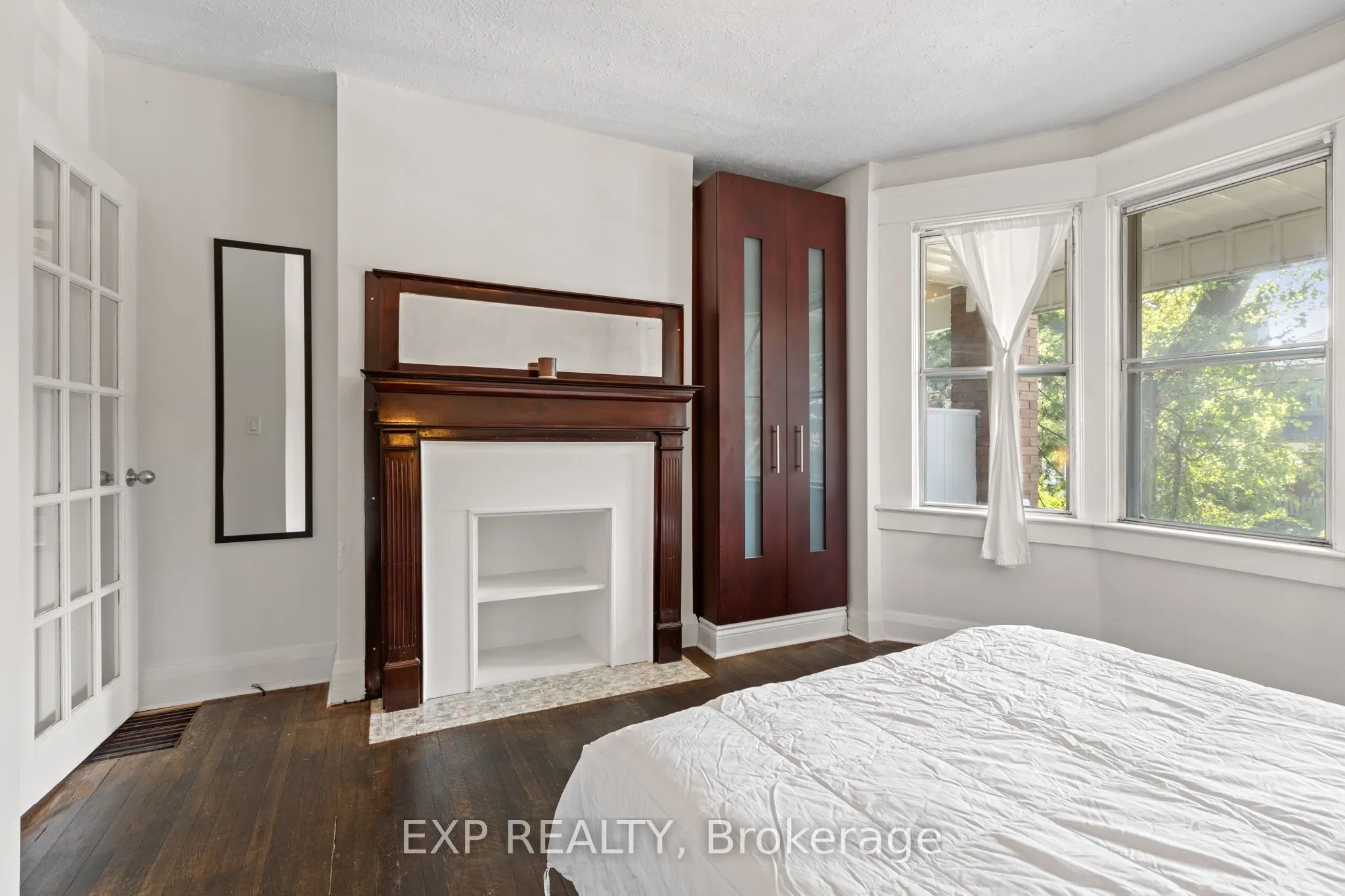 60 Parkdale Road