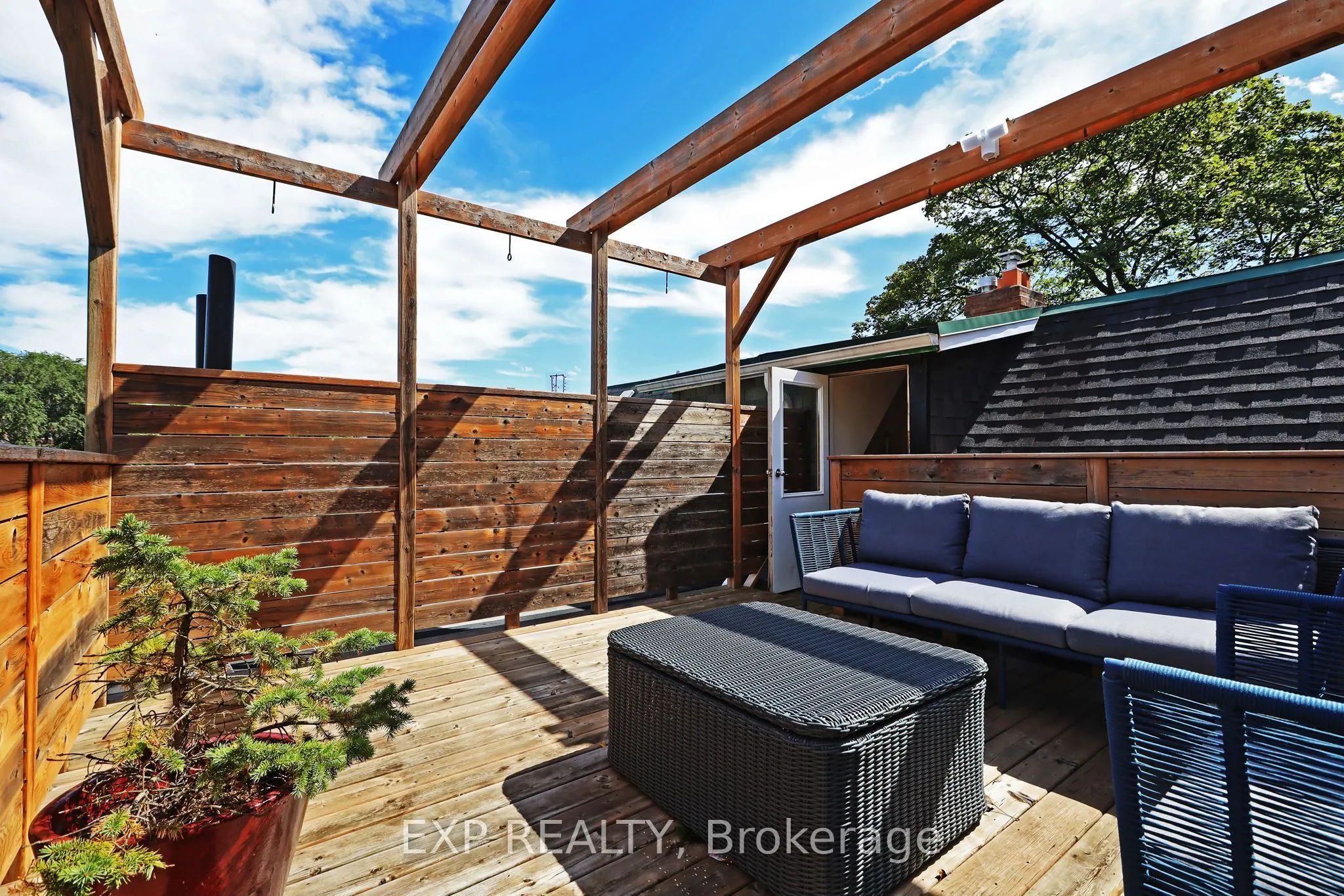 60 Parkdale Road