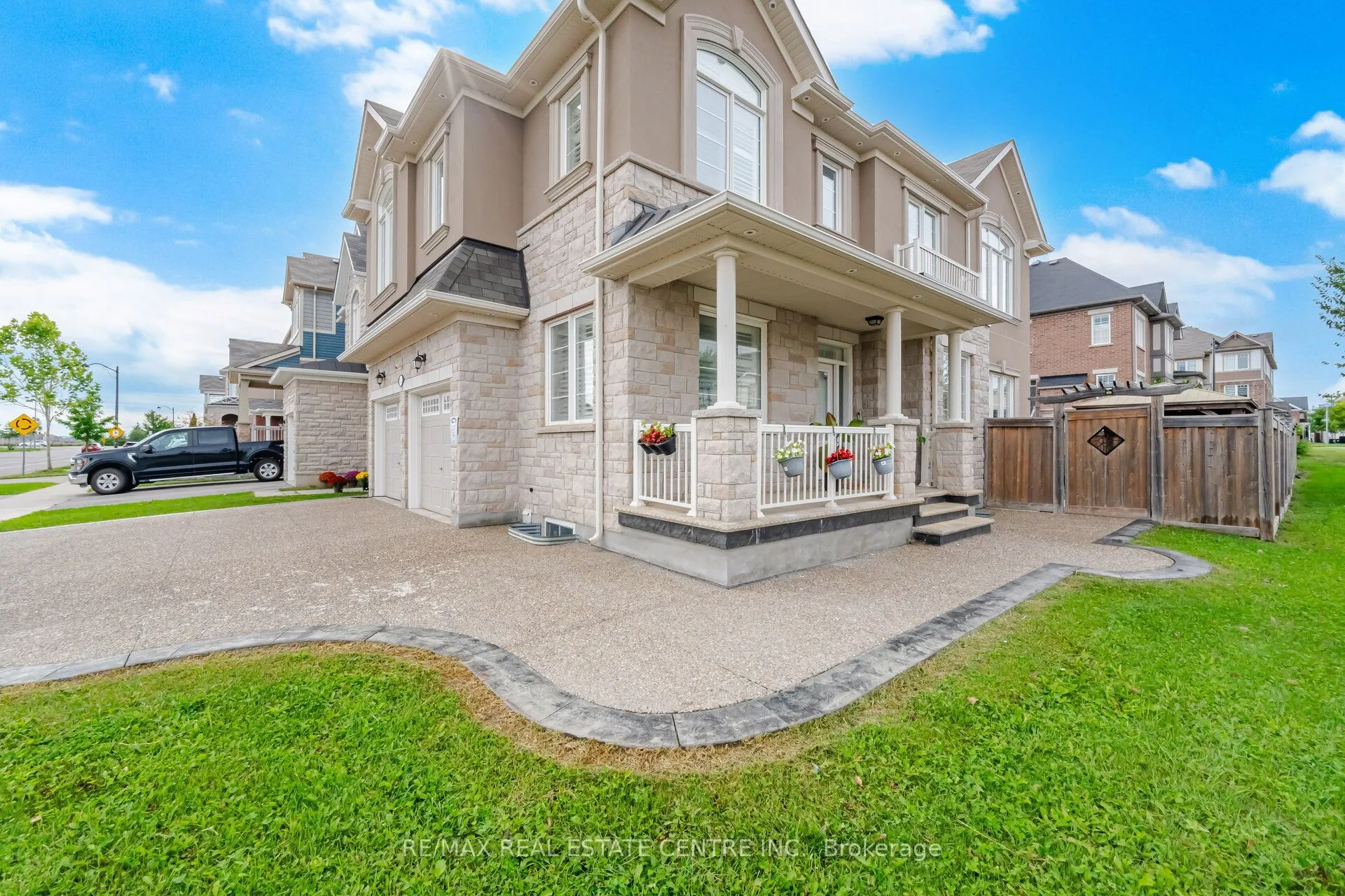 153 Whitlock Avenue