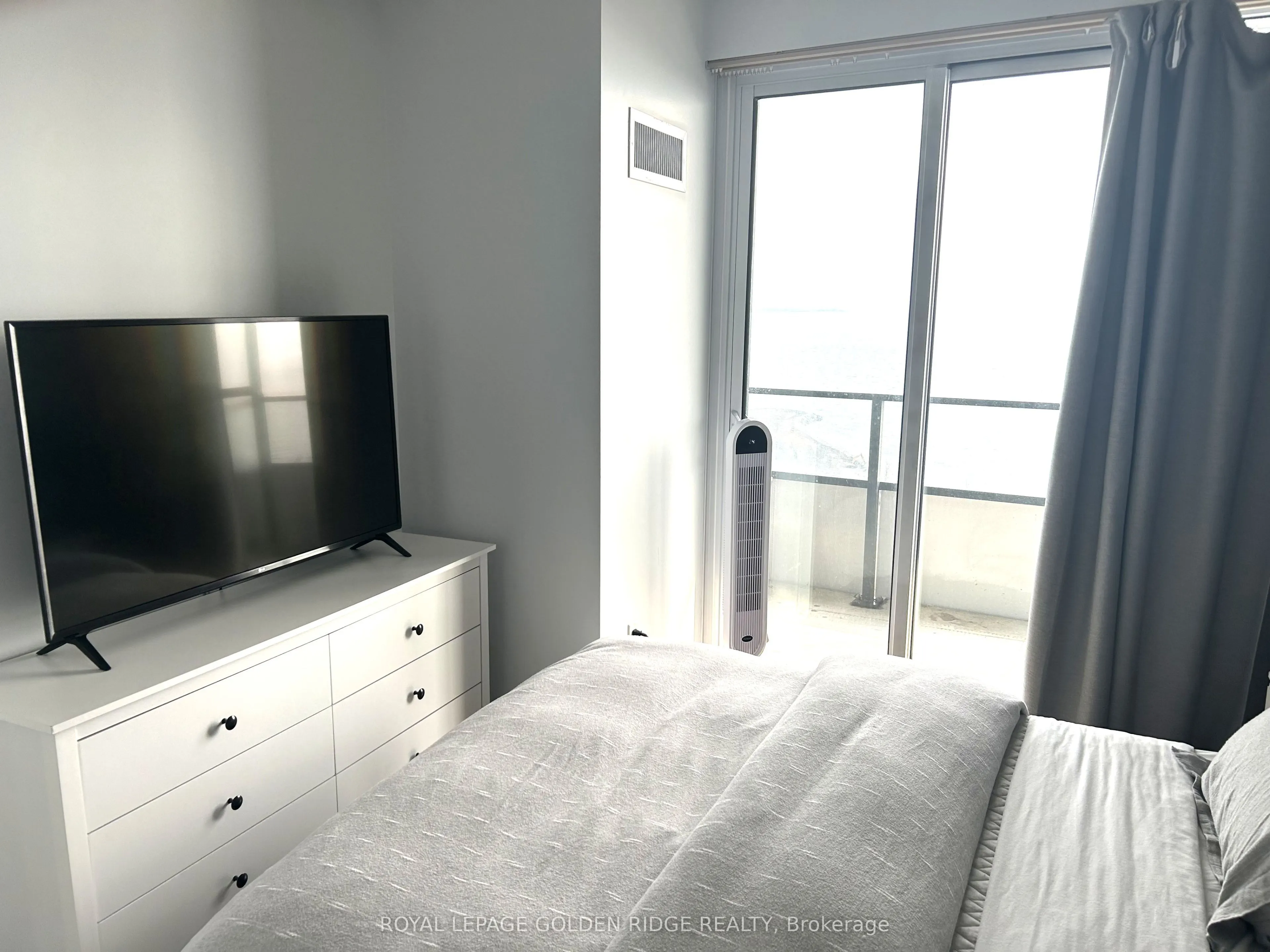 20 Shore Breeze Drive S #2607