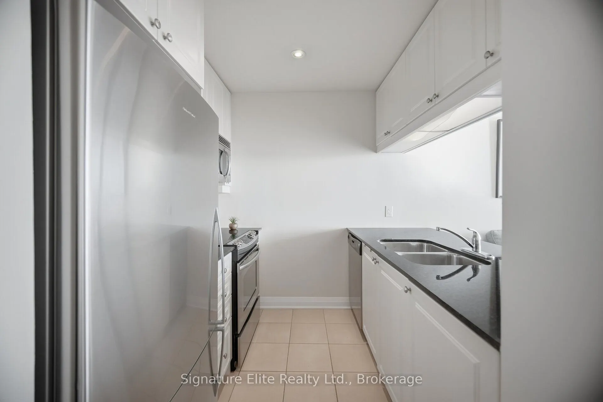 1055 Southdown Road #1501