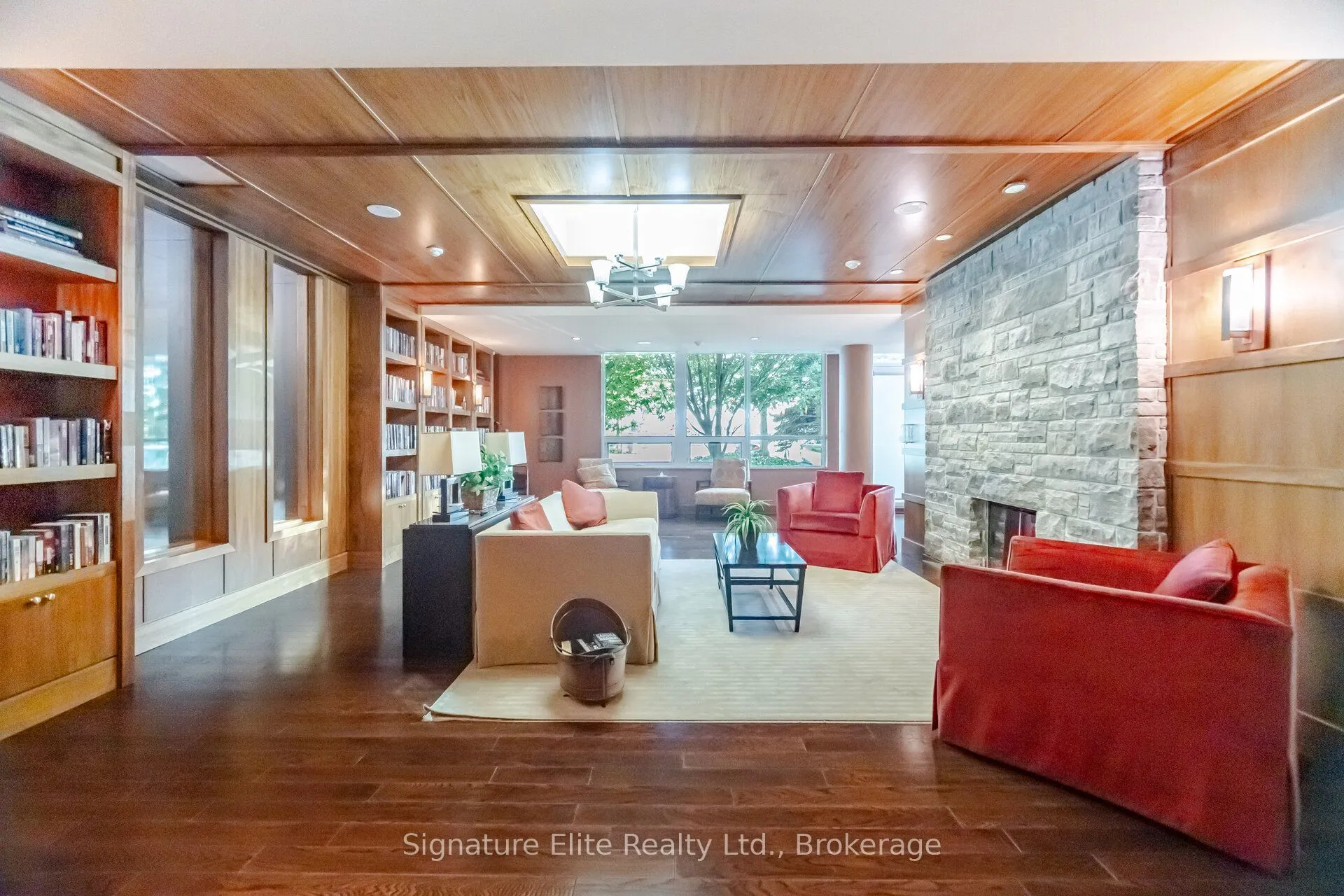 1055 Southdown Road #1501